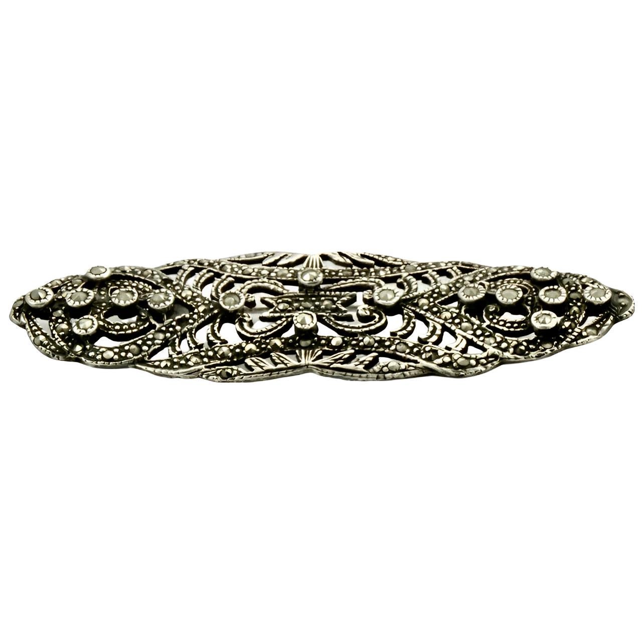 Classic Silver Marcasite Brooch circa 1930s In Good Condition For Sale In London, GB