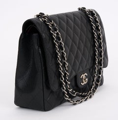 Classic Single Flap Maxi Quilted Caviar