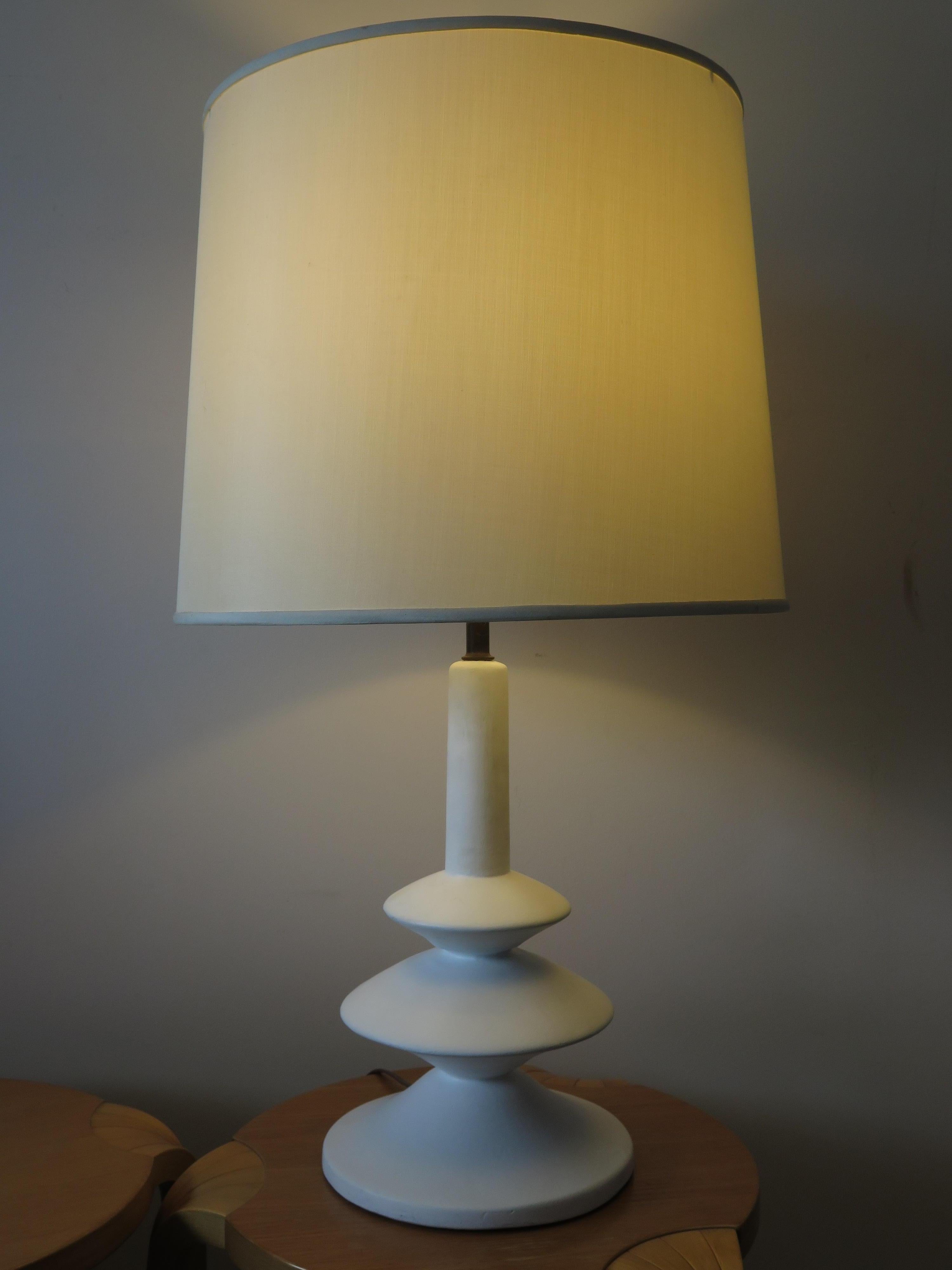 A classic plaster table lamp by Sirmos, ca' 1970. Rewired.