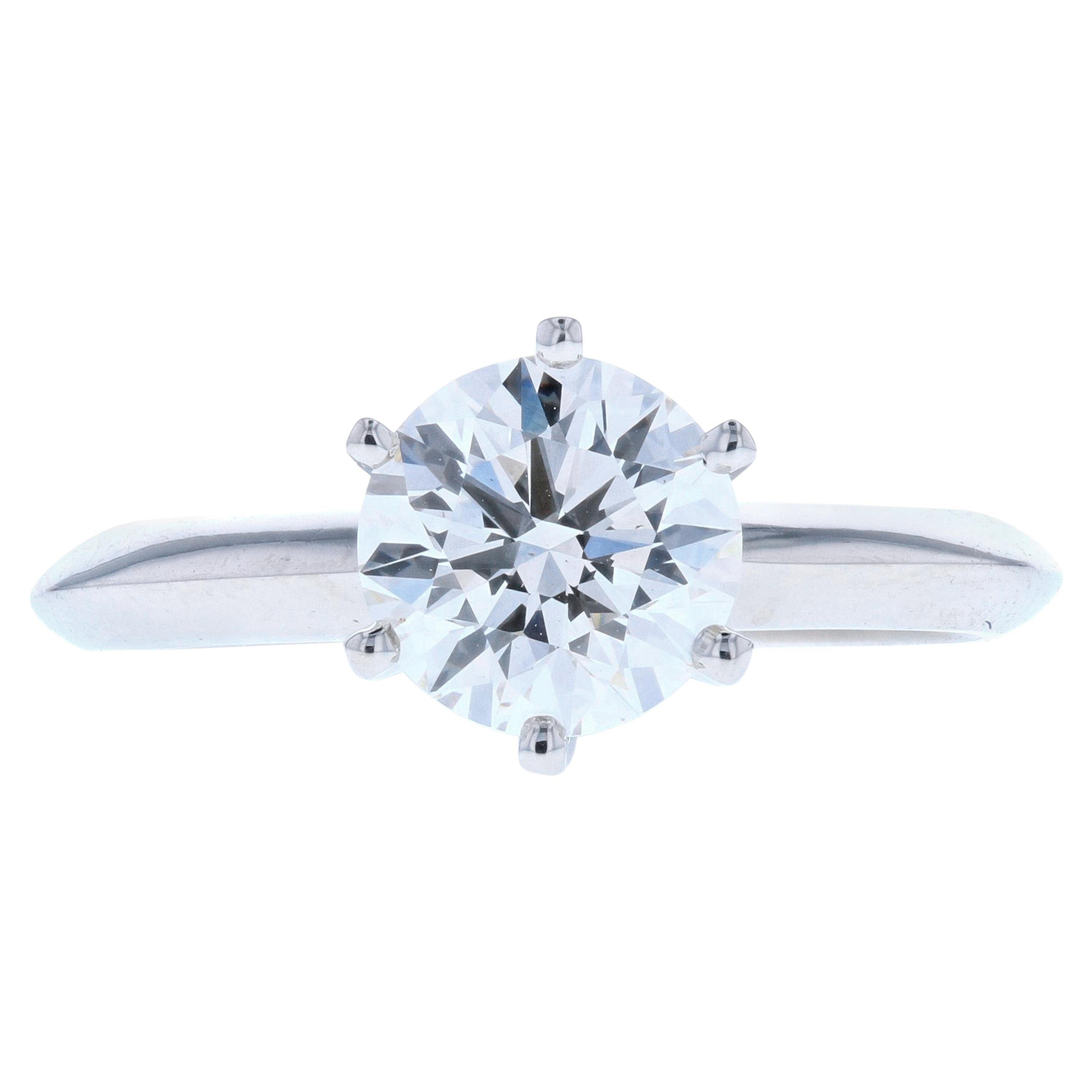 Classic Six-Prong Diamond Engagement Ring with Round Diamond For Sale