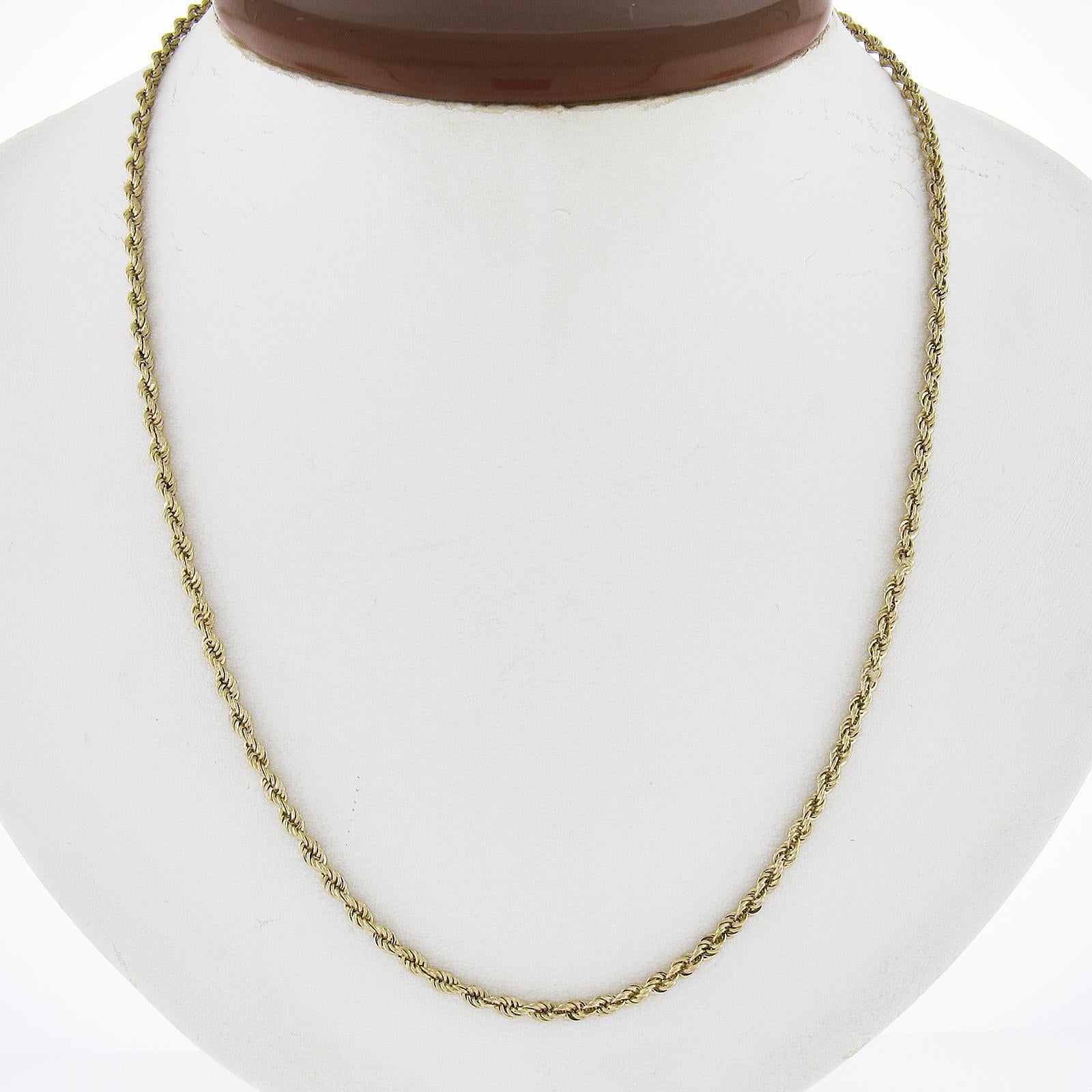 Classic Solid 14k Yellow Gold 18