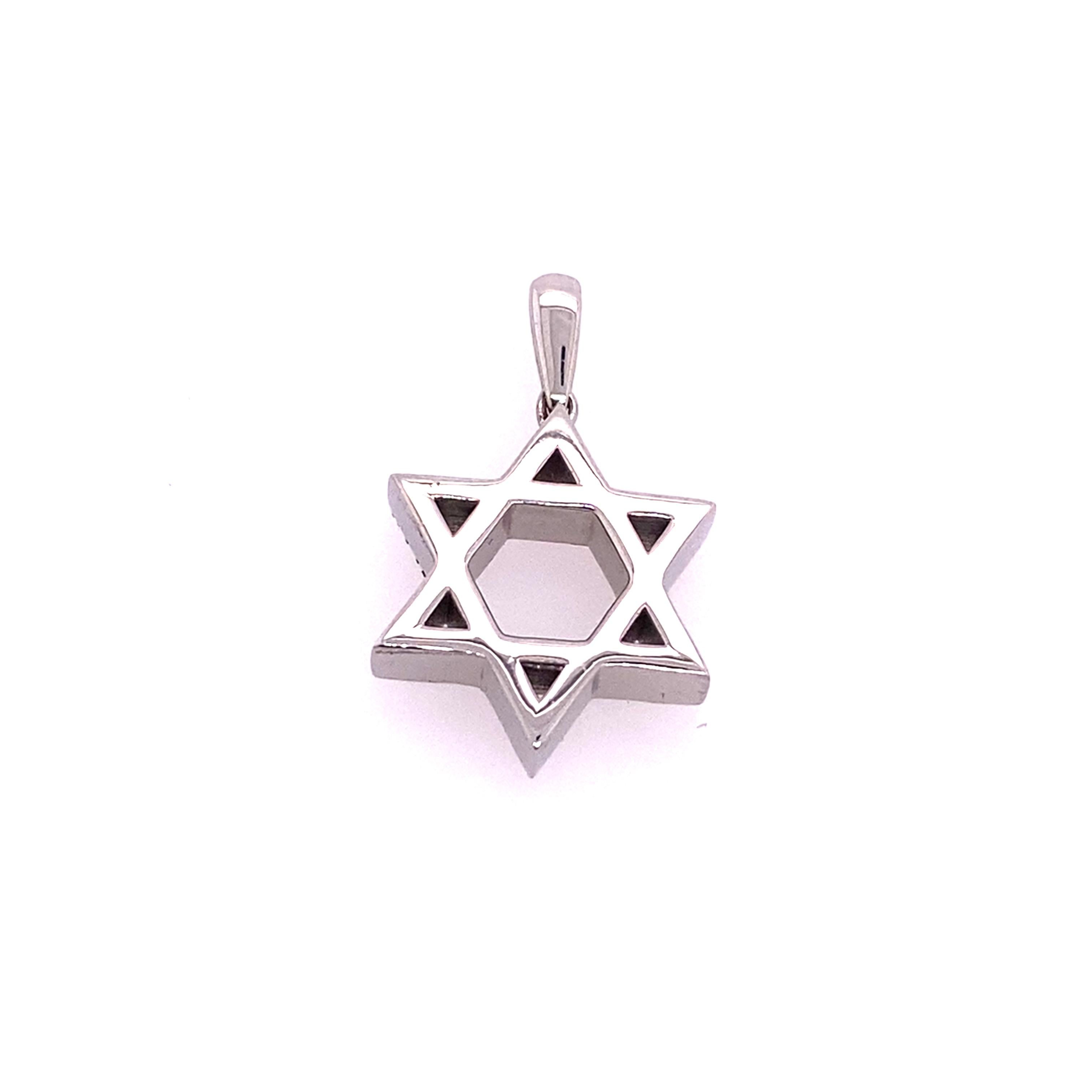 Women's or Men's Classic Solid 9ct White Gold Star of David Pendant, 16.70mm For Sale