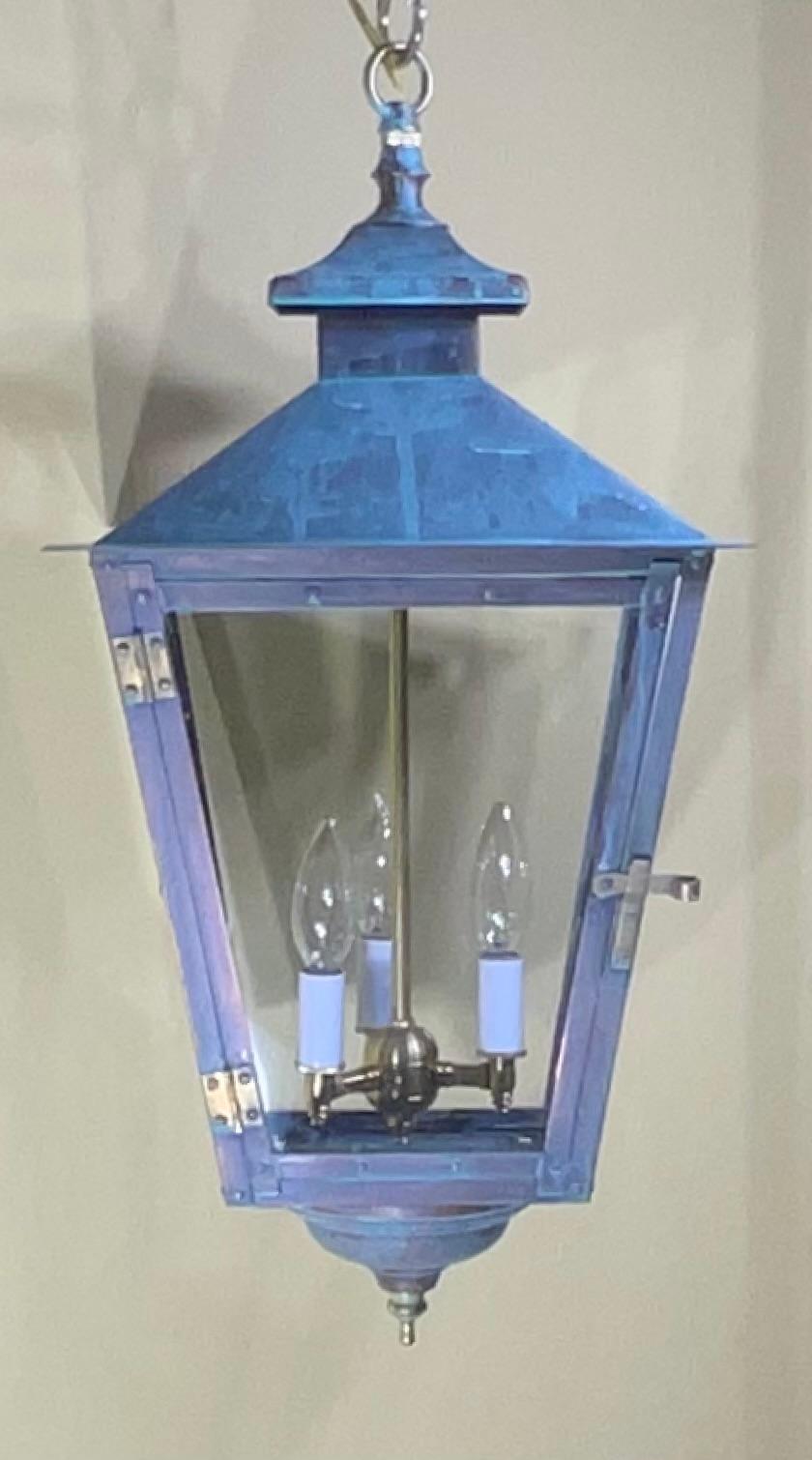 Suspension / Lanterne classique en cuivre massif et laiton en vente 5