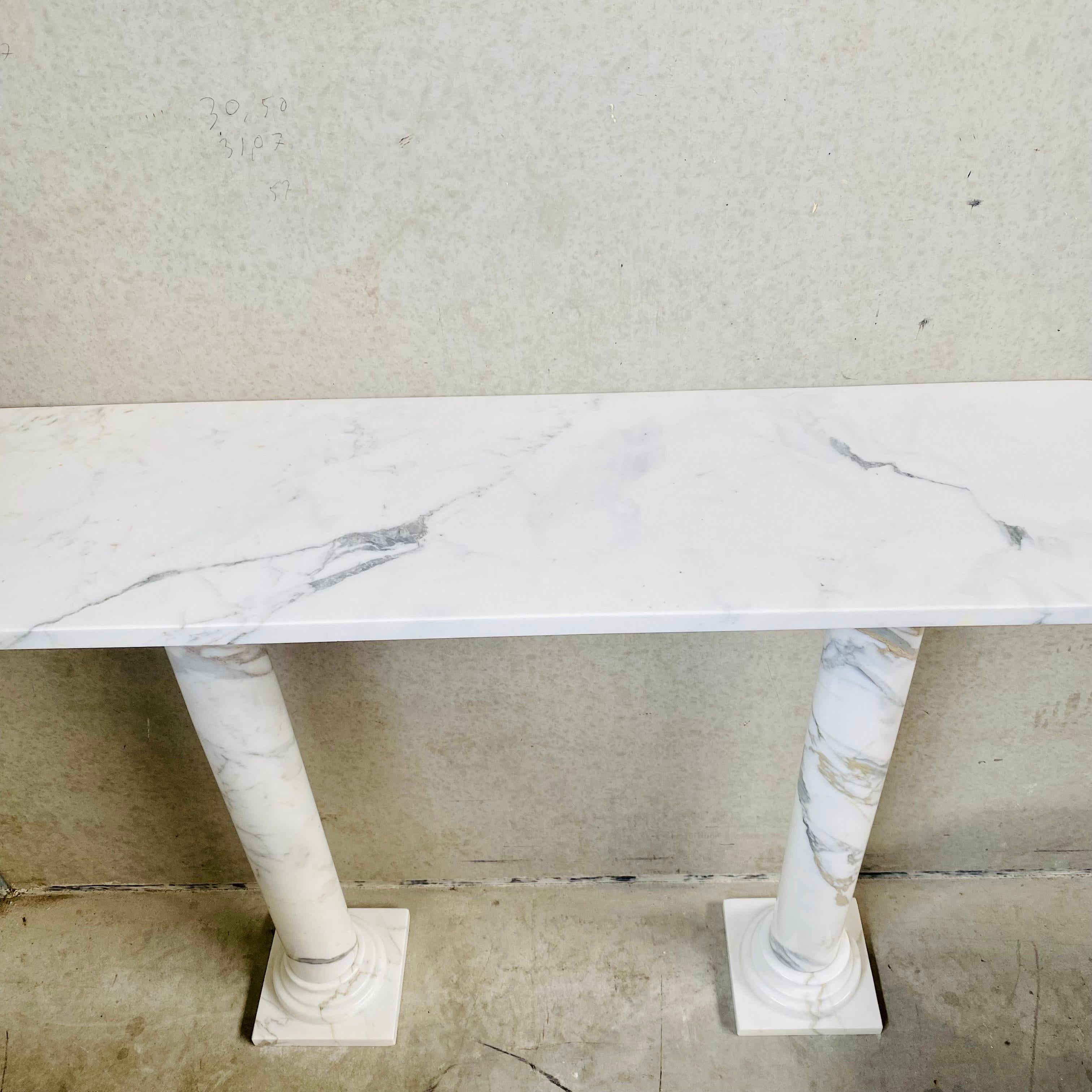 Classic Solid White Marble Console Table Side Table, Italy 1980 For Sale 5