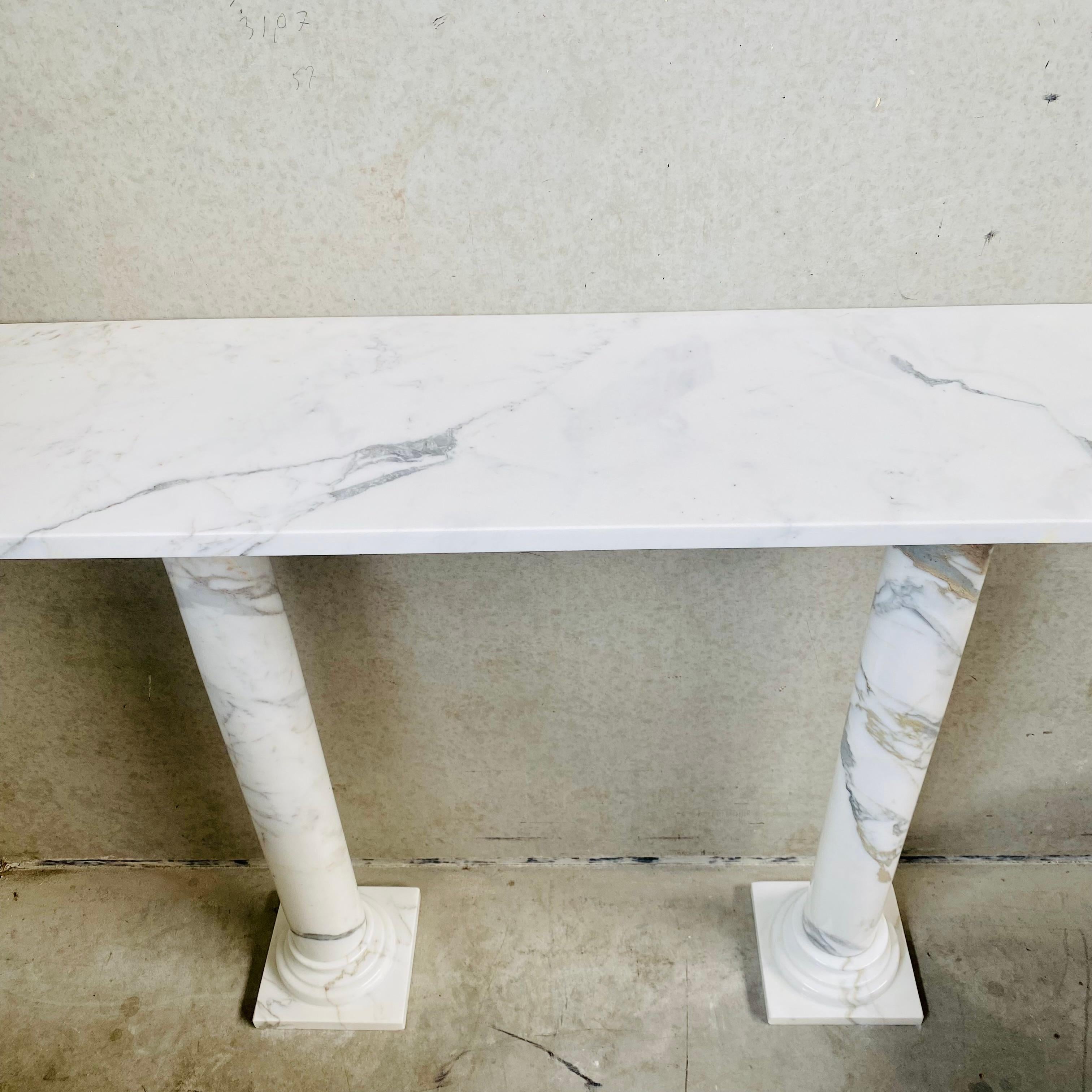 Classic Solid White Marble Console Table Side Table, Italy 1980 For Sale 6