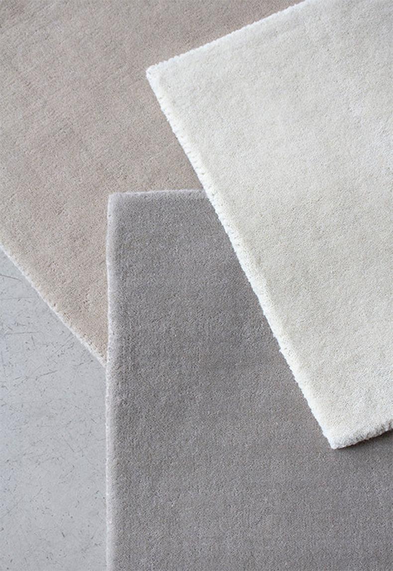 Moderno Tappeto Classic Solid Wool Oatmeal in vendita