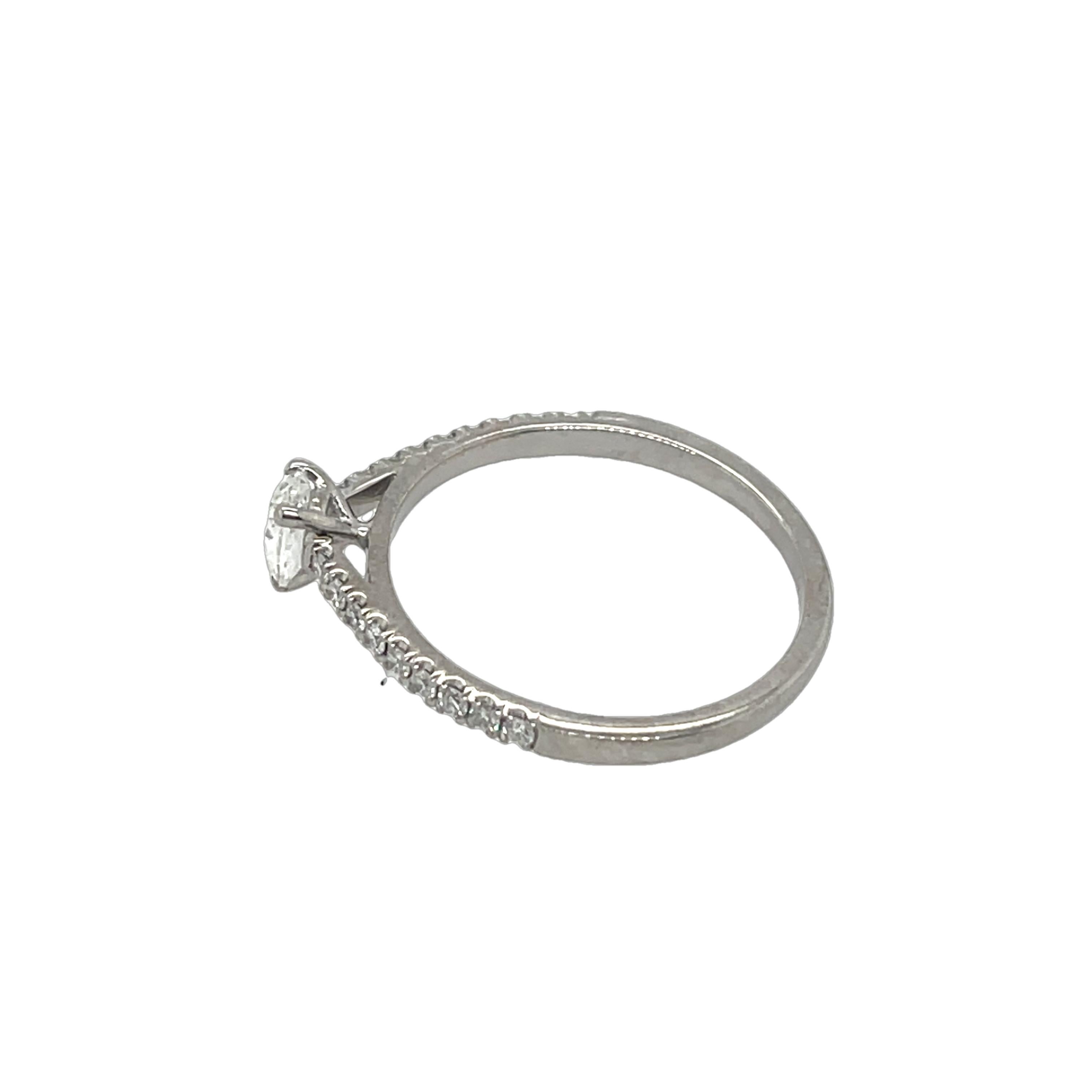Anillo de compromiso de diamantes Solitario Clásico 0,50 ct F/SI2 GIA Corte pera en venta