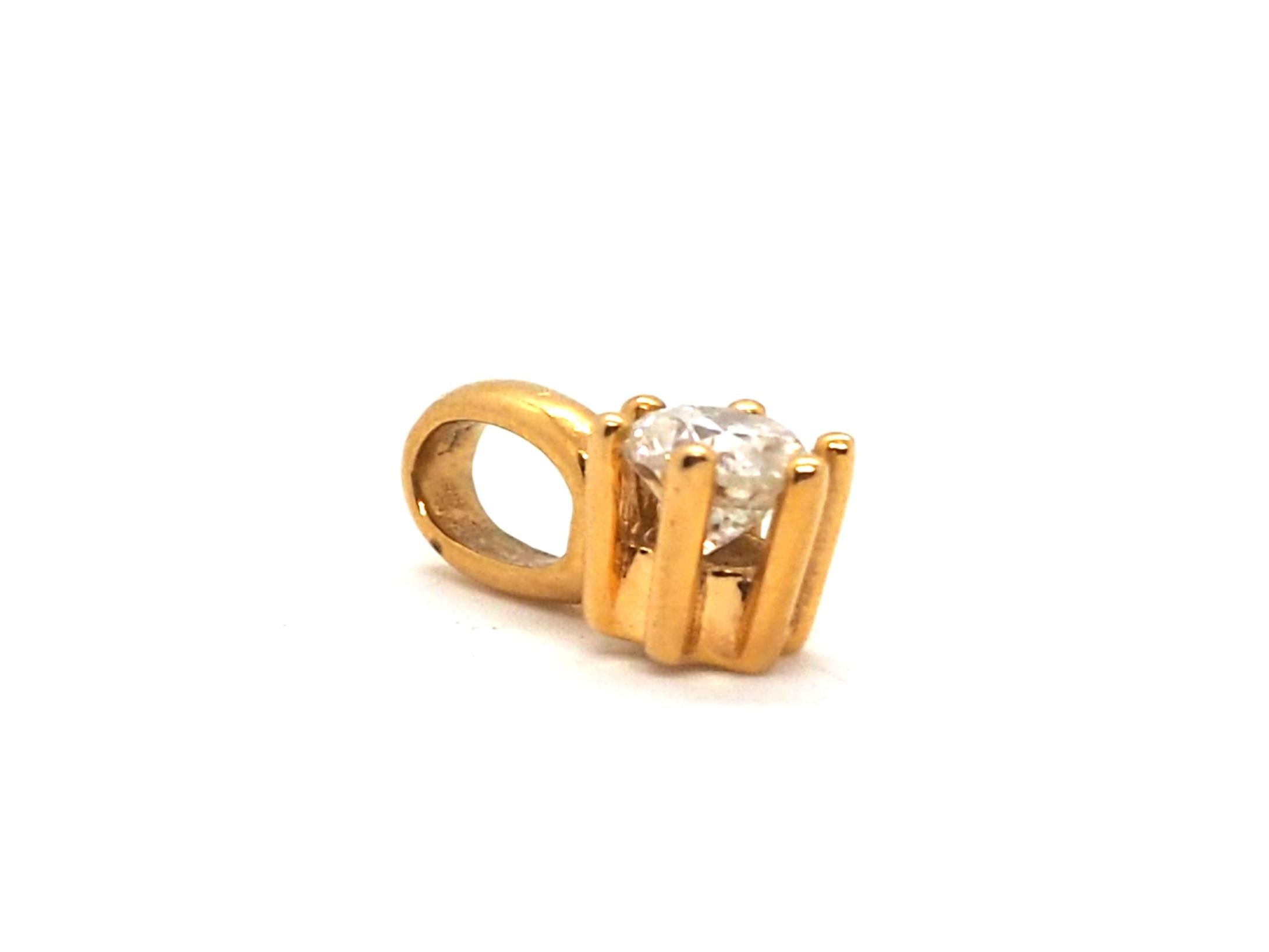 Taille brillant Breloque pendentif diamant en or jaune 18 carats en vente