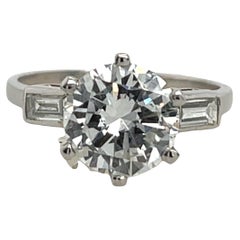 Classic Solitaire 2.32ct H/SI2 Diamond Engagement Ring in Platinum