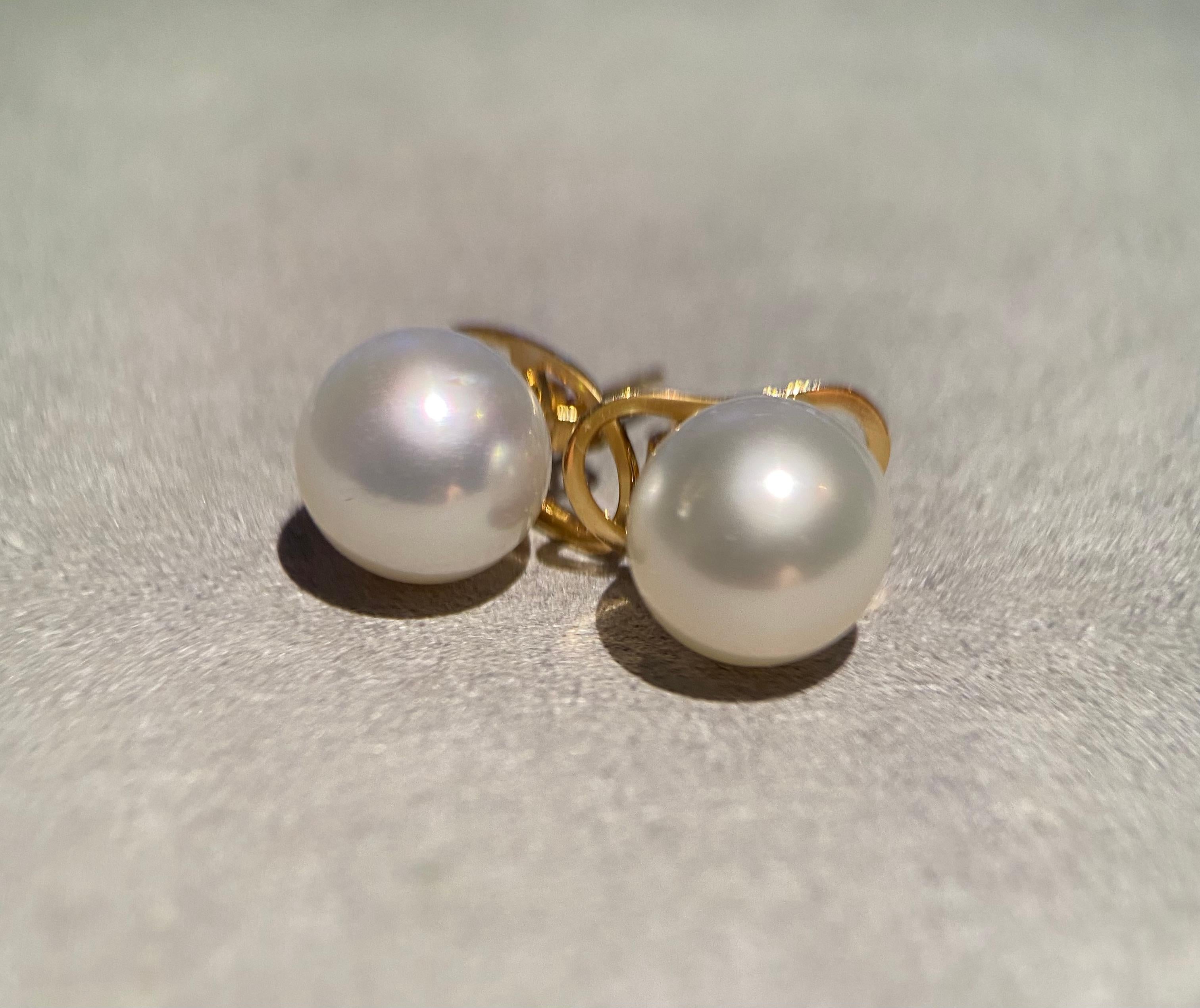 Bead Classic South Sea Pearl Stud Earring in 18k Yellow Gold For Sale