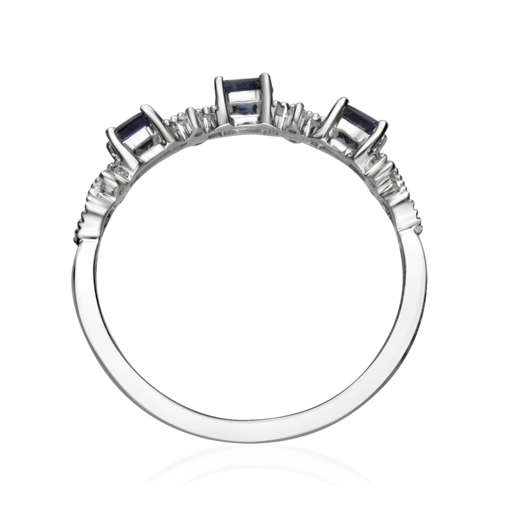 Women's Classic Square Cut Blue Sapphire With Round Diamond 18 Karat White Gold Ring For Sale