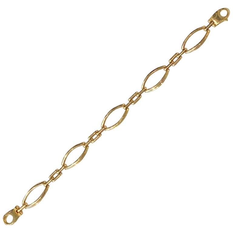 Classic Stamped Italian 14-Karat Horse Bit Chain Link Bracelet with Claw Clasp For Sale