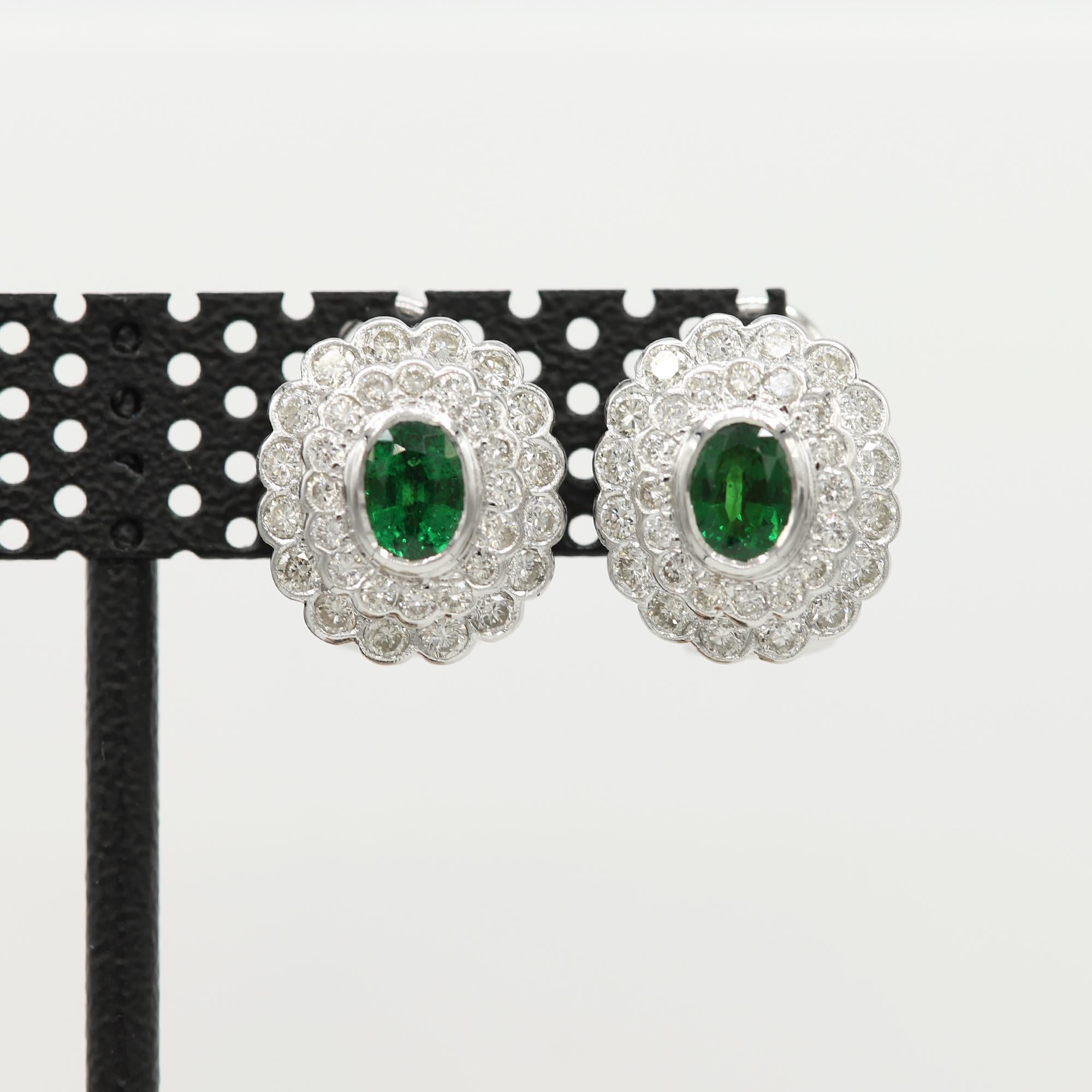 Classic Stavorite and Diamond Earrings 18 Karat Gold Oval Shape Green Tsavorite For Sale 3