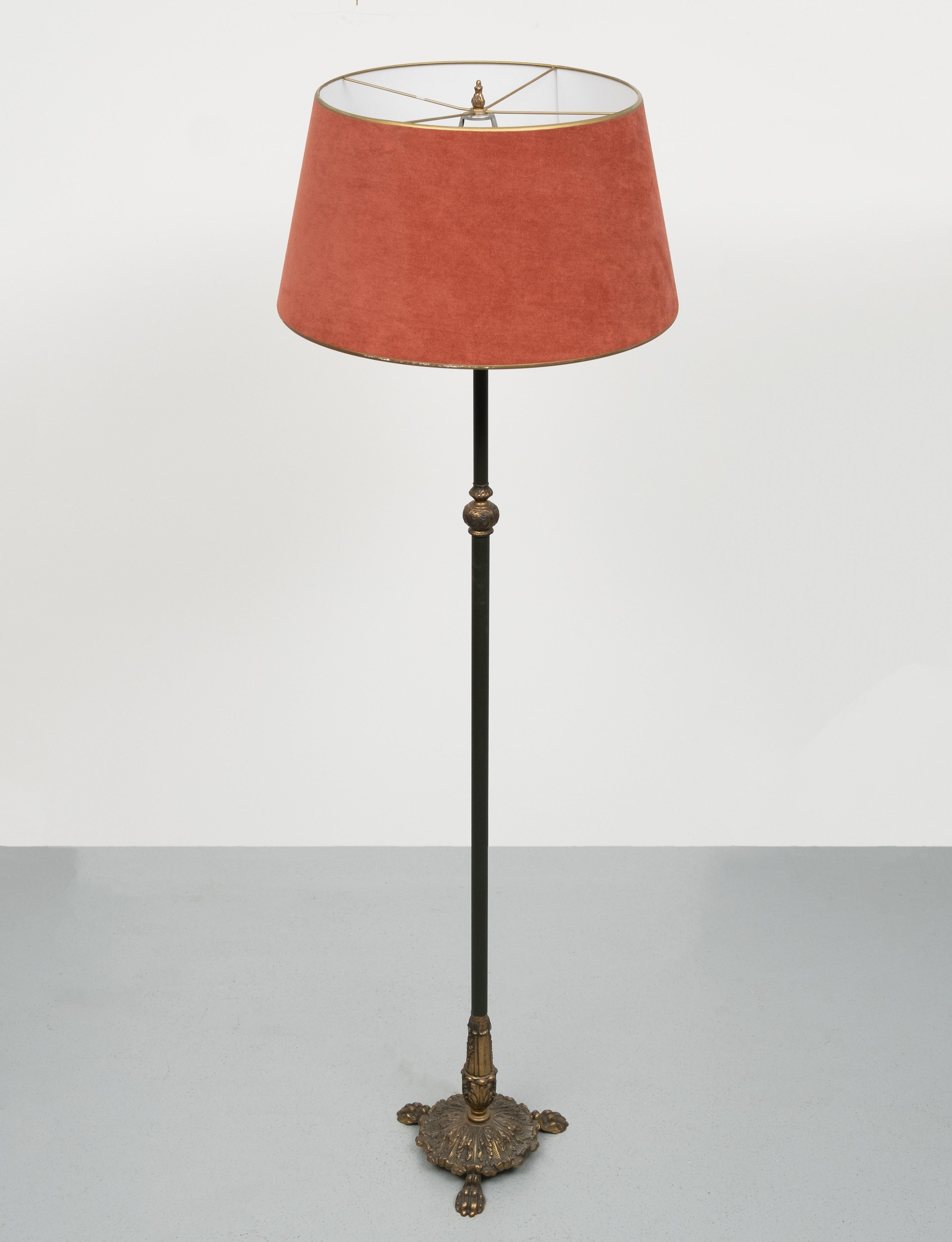 French Classic style Floor lamp with shade 1970s France  For Sale