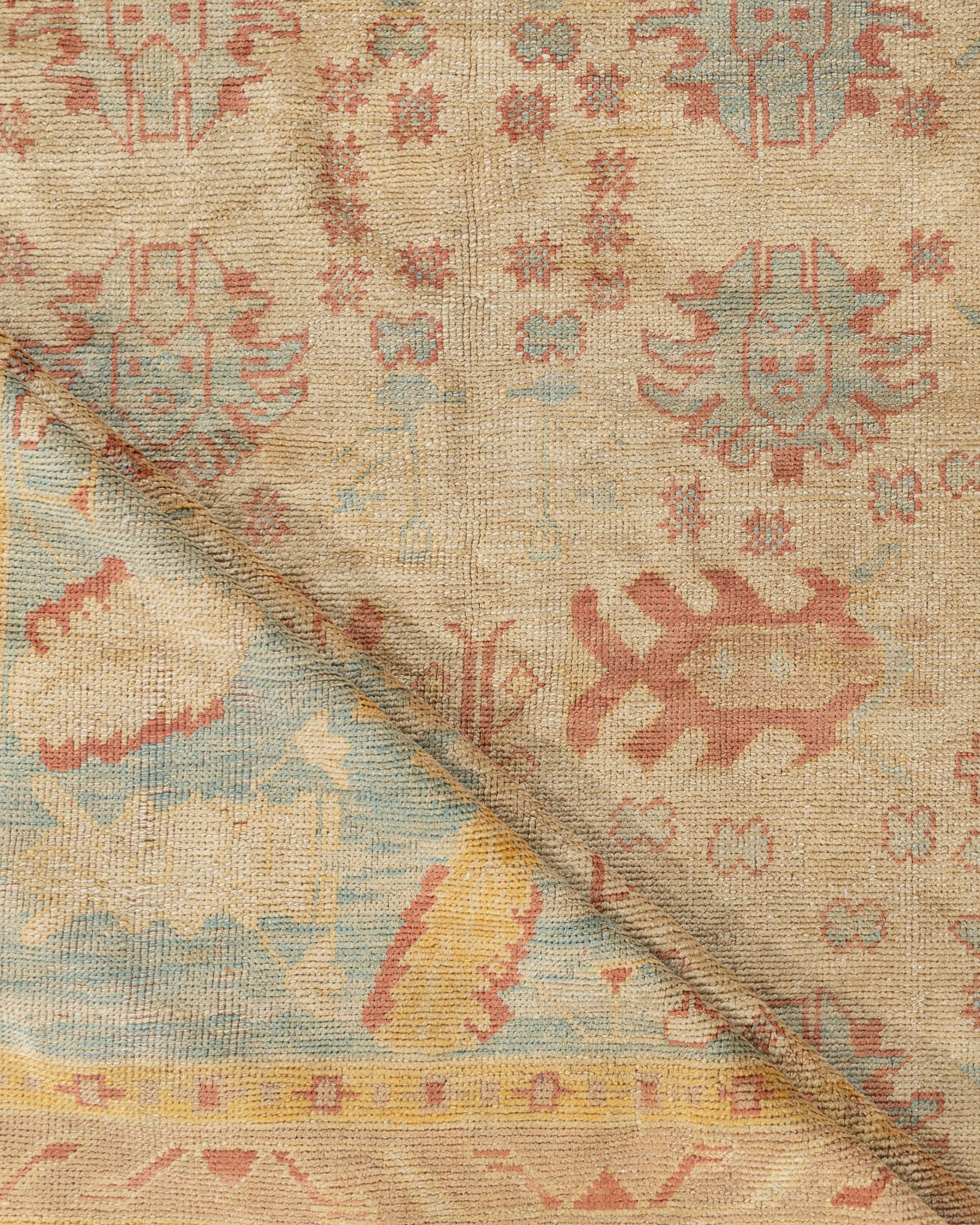 Classic Soft Colors Turkish Oushak Hand Knotted Wool Living Room Rug 13'6 x 16'9 In New Condition For Sale In New York, NY
