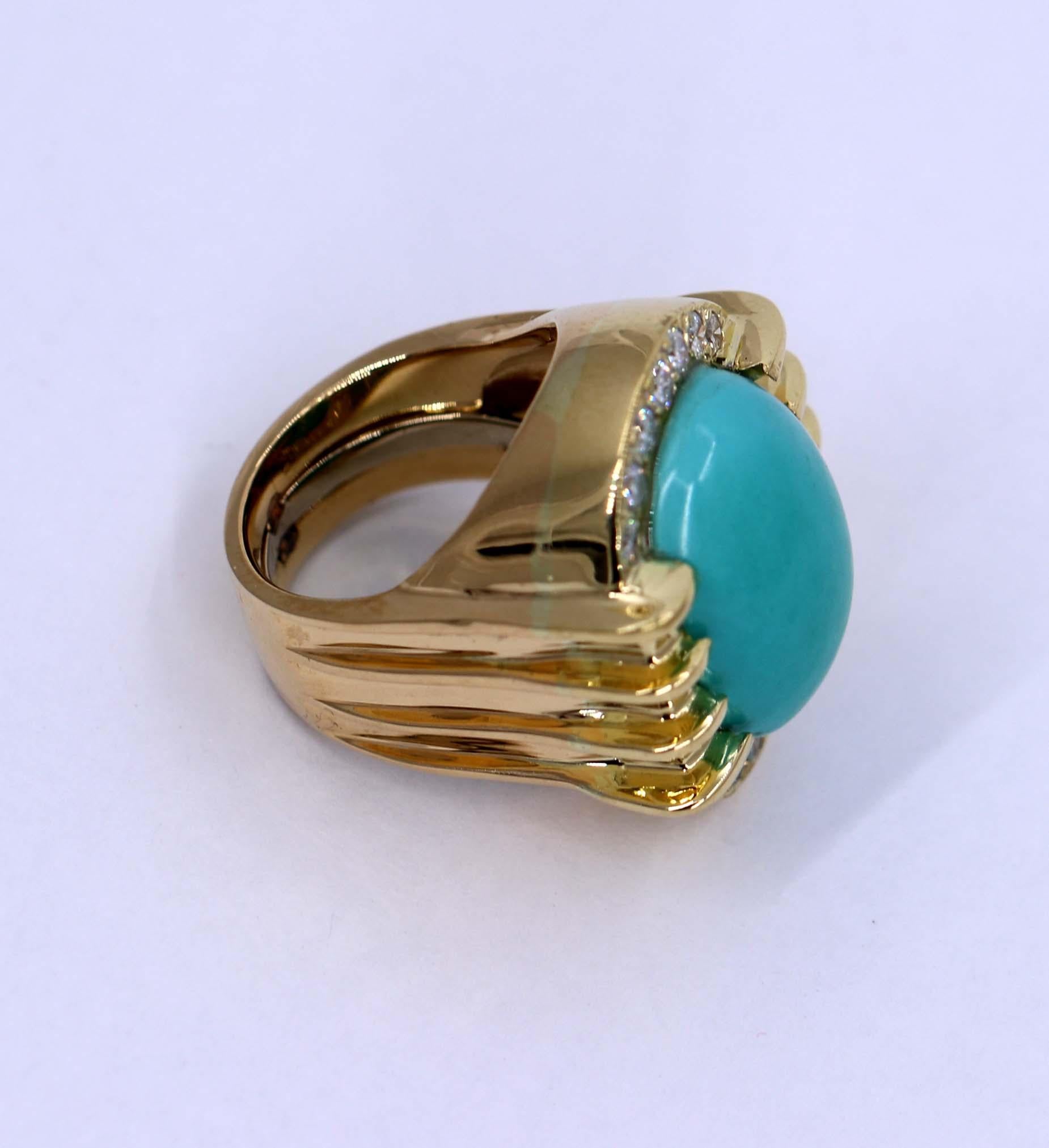 Brilliant Cut Classic Styled Gold Ring with Turquoise and Diamonds