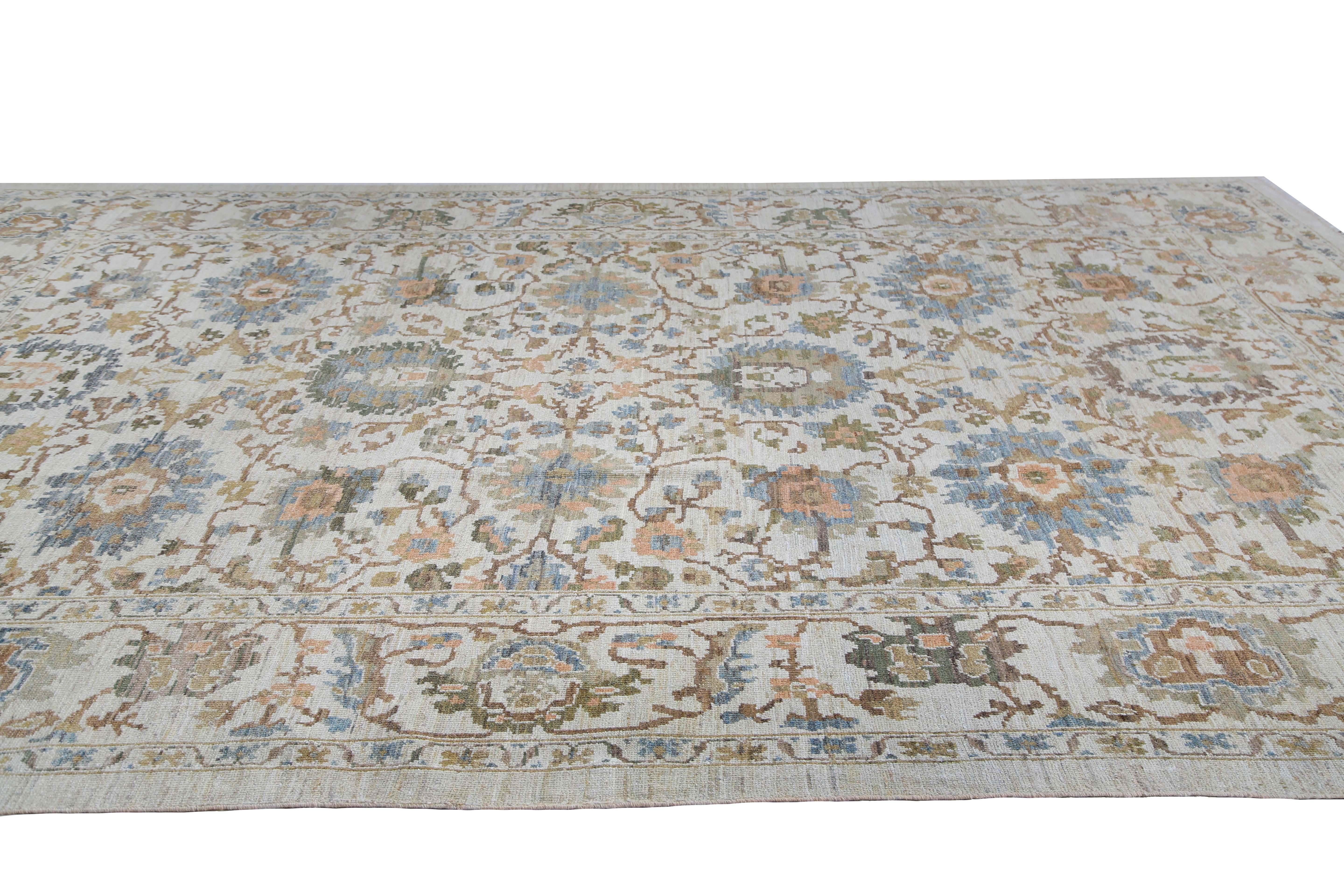 Classic Sultanabad Design Handmade Rug with Cool Tones In New Condition For Sale In Dallas, TX