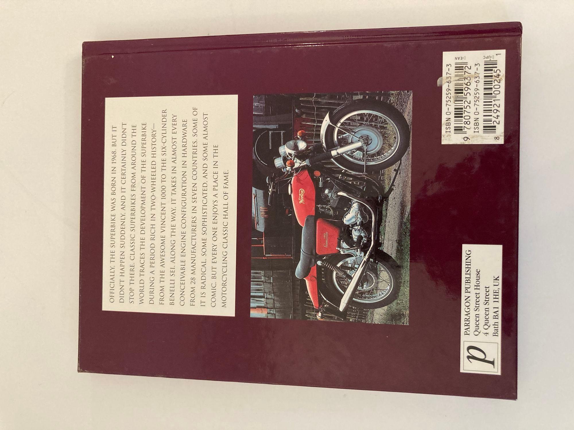 Classique américain Livre « Classic Superbikes from Around the World », couverture rigide, 2003 en vente