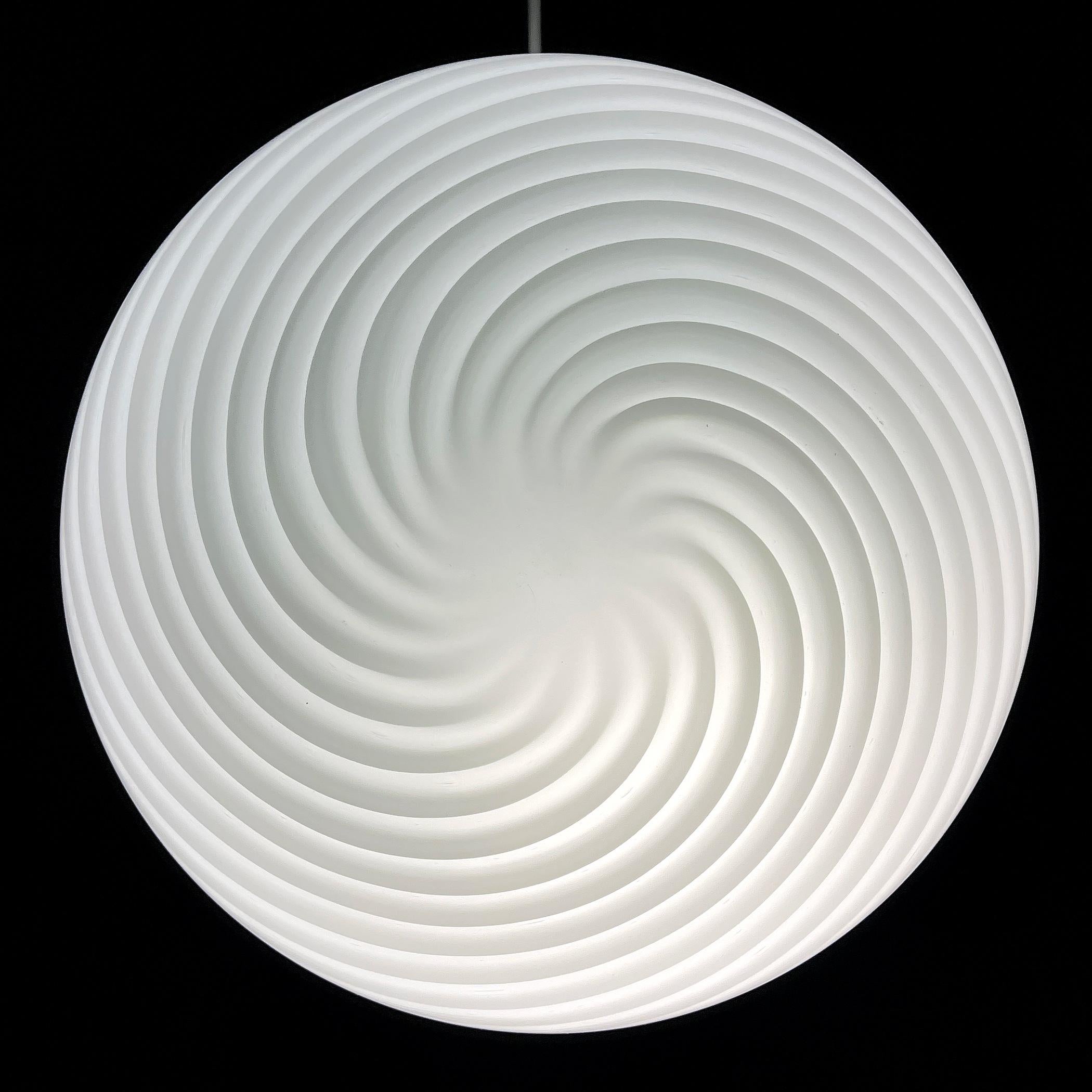 Mid-Century Modern Classic swirl murano glass ceiling or wall lamp Italy 1970s For Sale