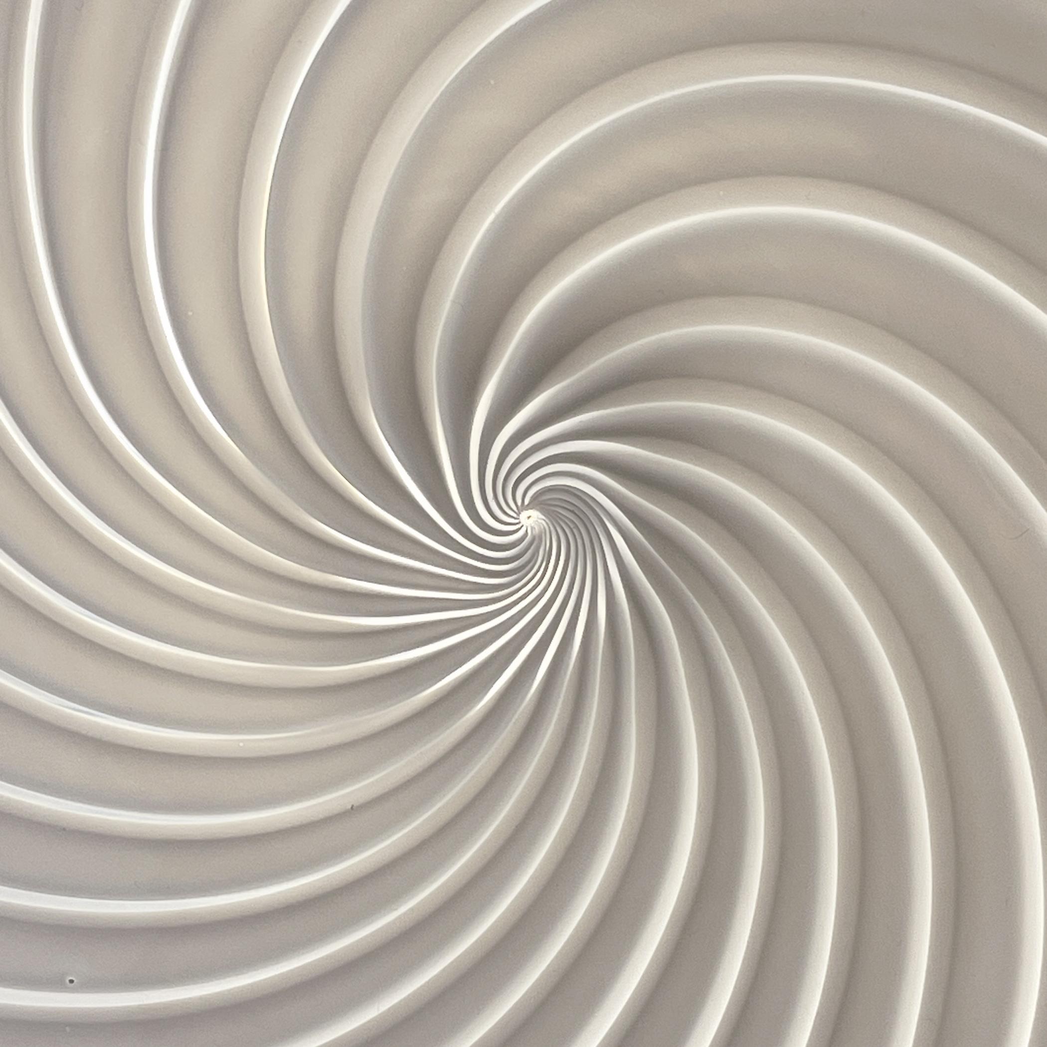 XX secolo Lampada da soffitto o da parete in vetro di murano a volute classiche Italia anni '70
