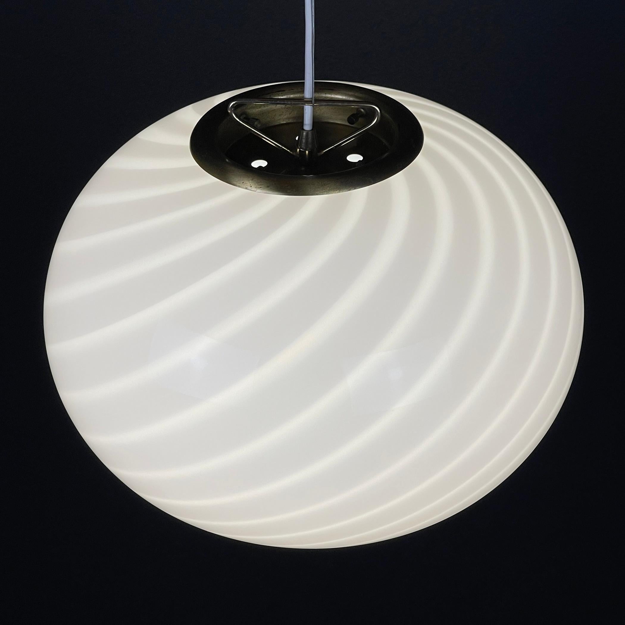20th Century Classic swirl Murano glass pendant lamp Italy 1970s  For Sale