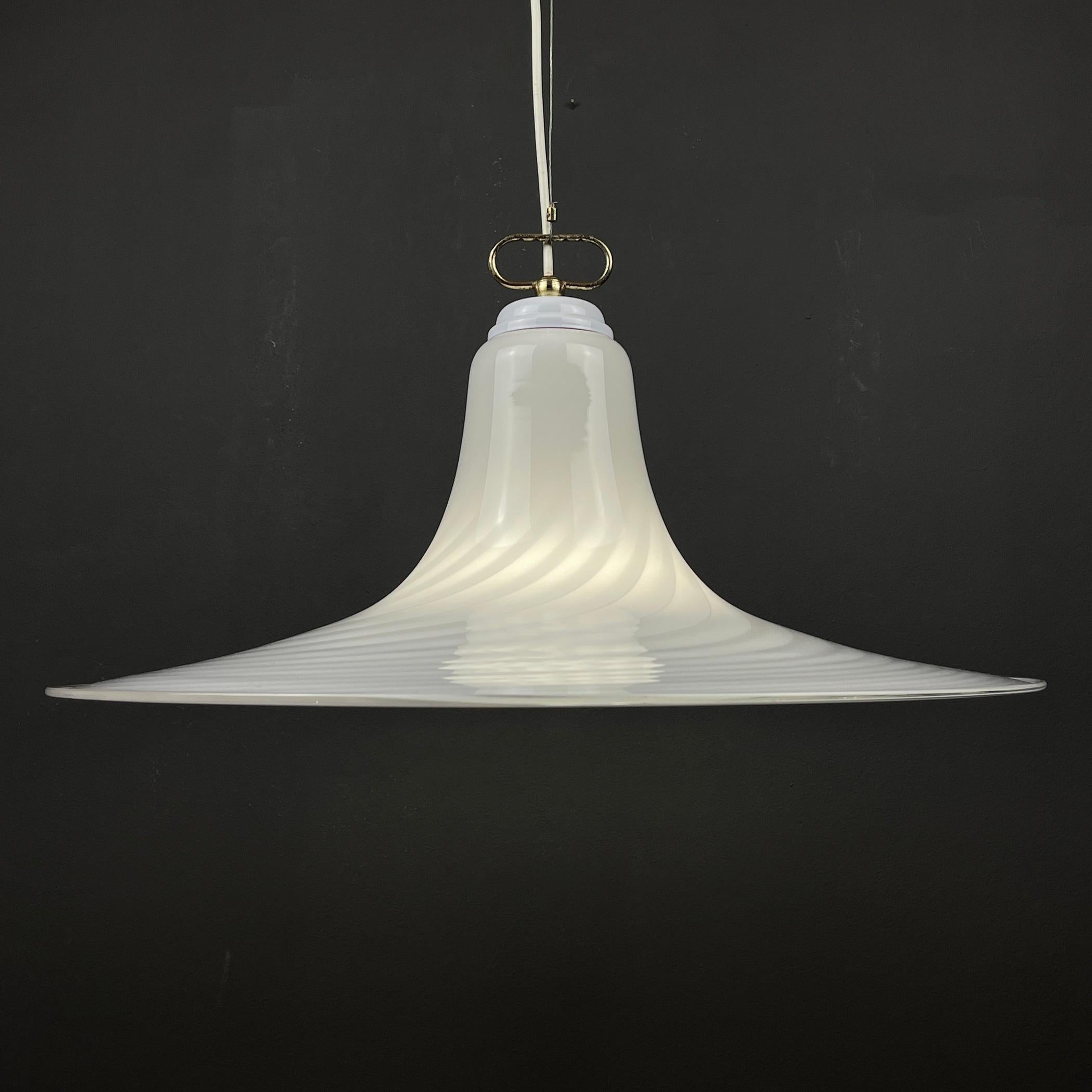 Classic Swirl Murano Glass Pendant Lamp Vetri Murano Italy 70s For Sale 1