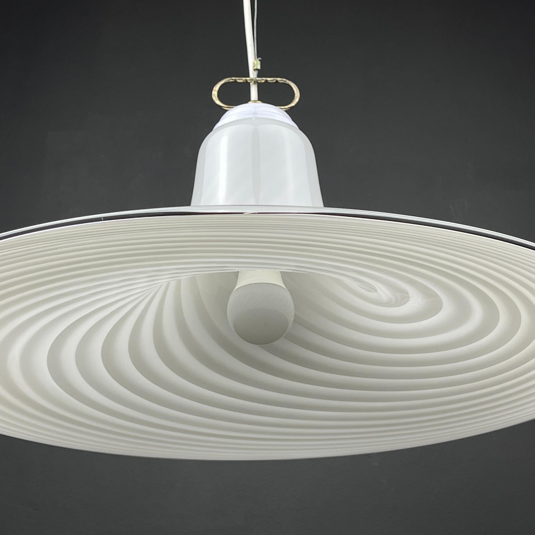 Classic Swirl Murano Glass Pendant Lamp Vetri Murano Italy 70s For Sale 2