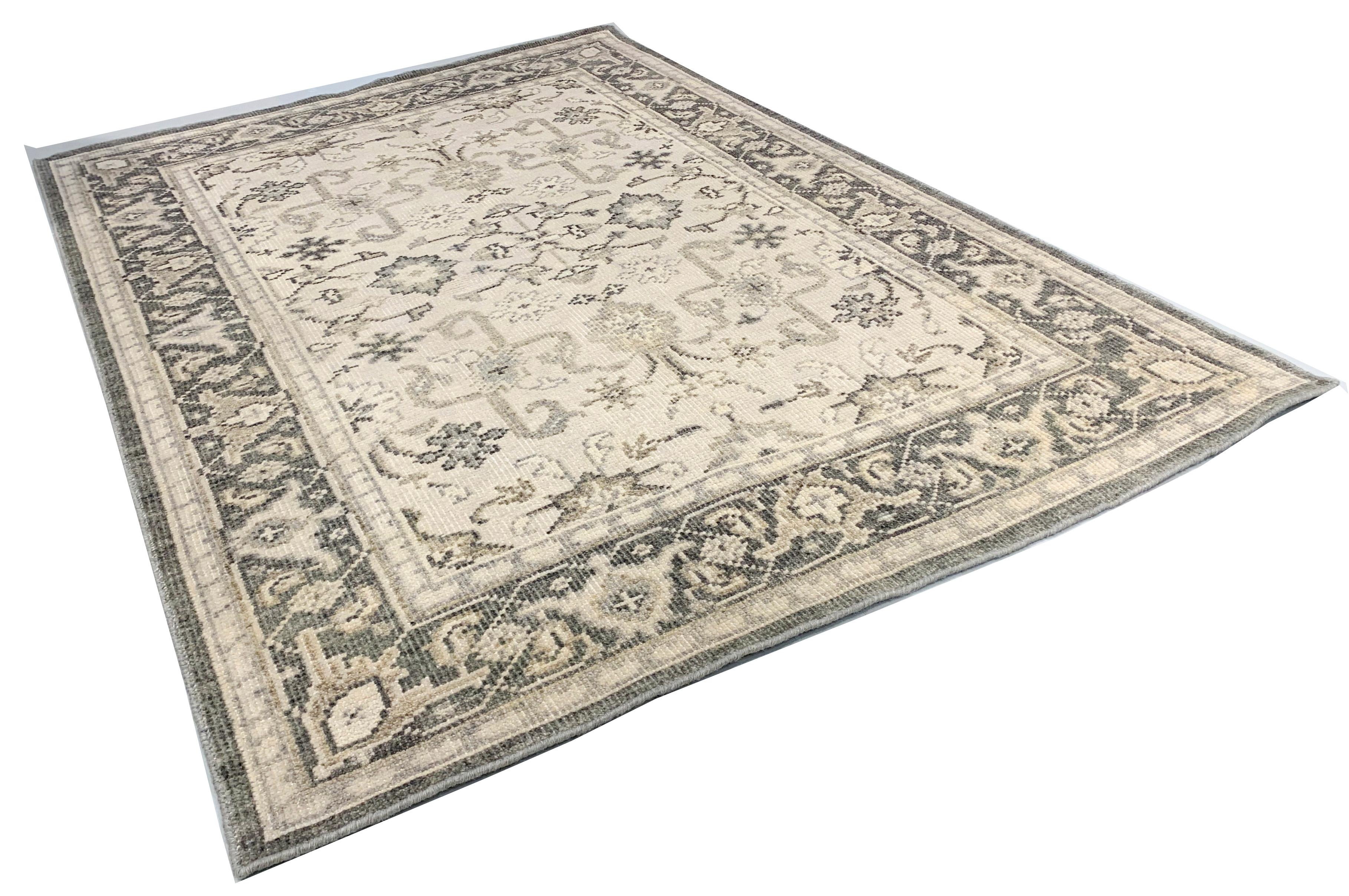 Indian Classic Tabriz Style Ivory Handwoven Rug  5'2 x 7'5 For Sale