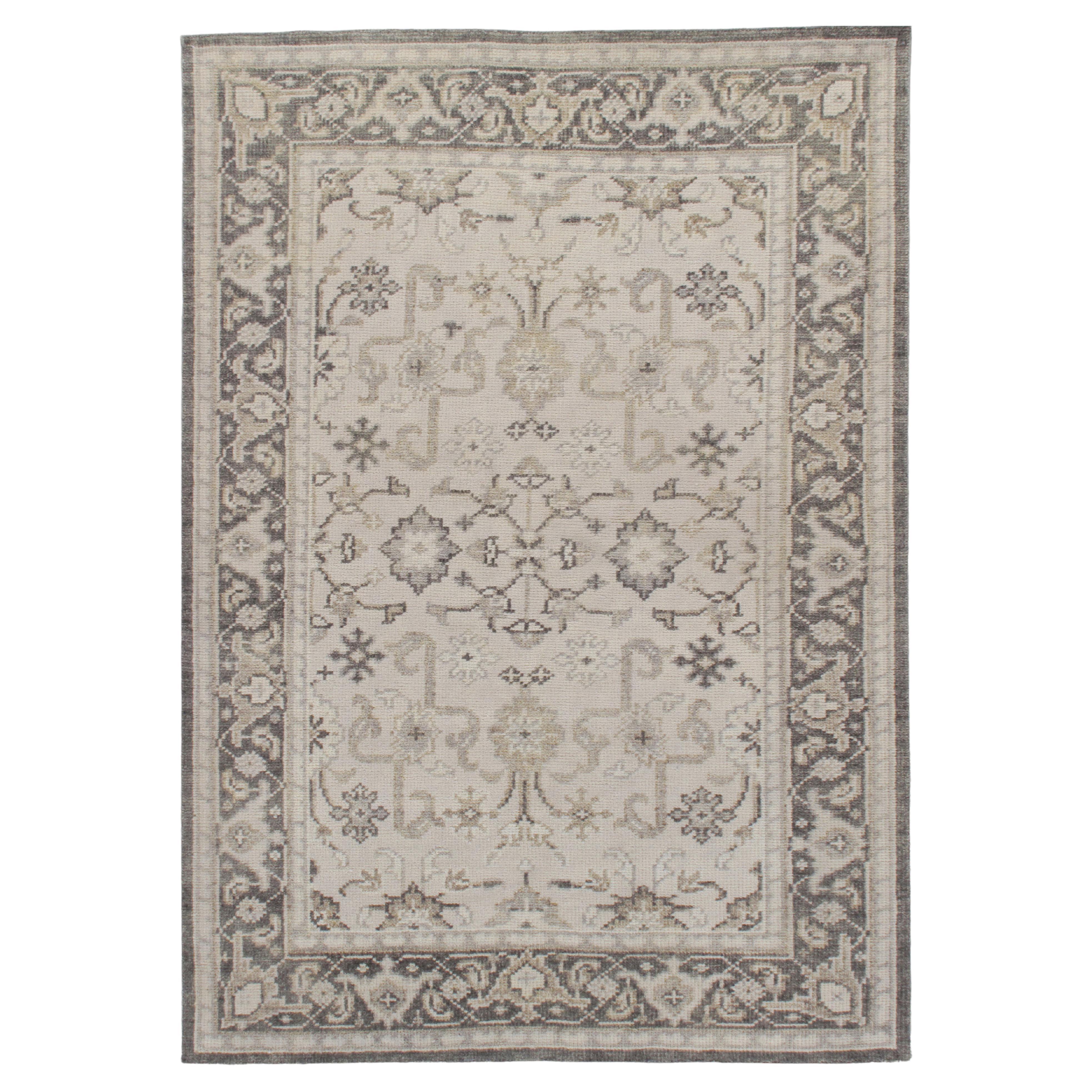 Classic Tabriz Style Ivory Handwoven Rug  5'2 x 7'5 For Sale