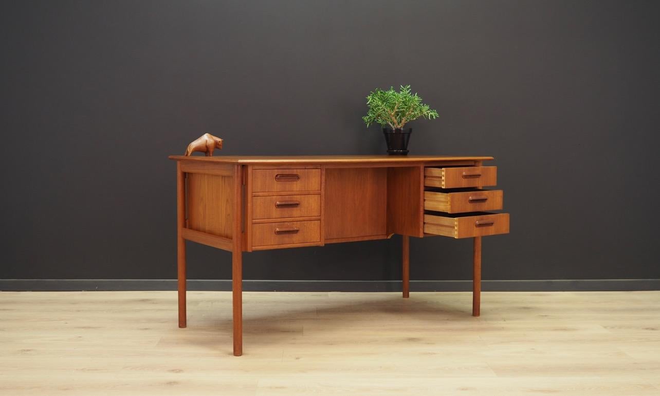 Classic Teak Desk Danish Design, 1960-1970 In Good Condition In Szczecin, Zachodniopomorskie