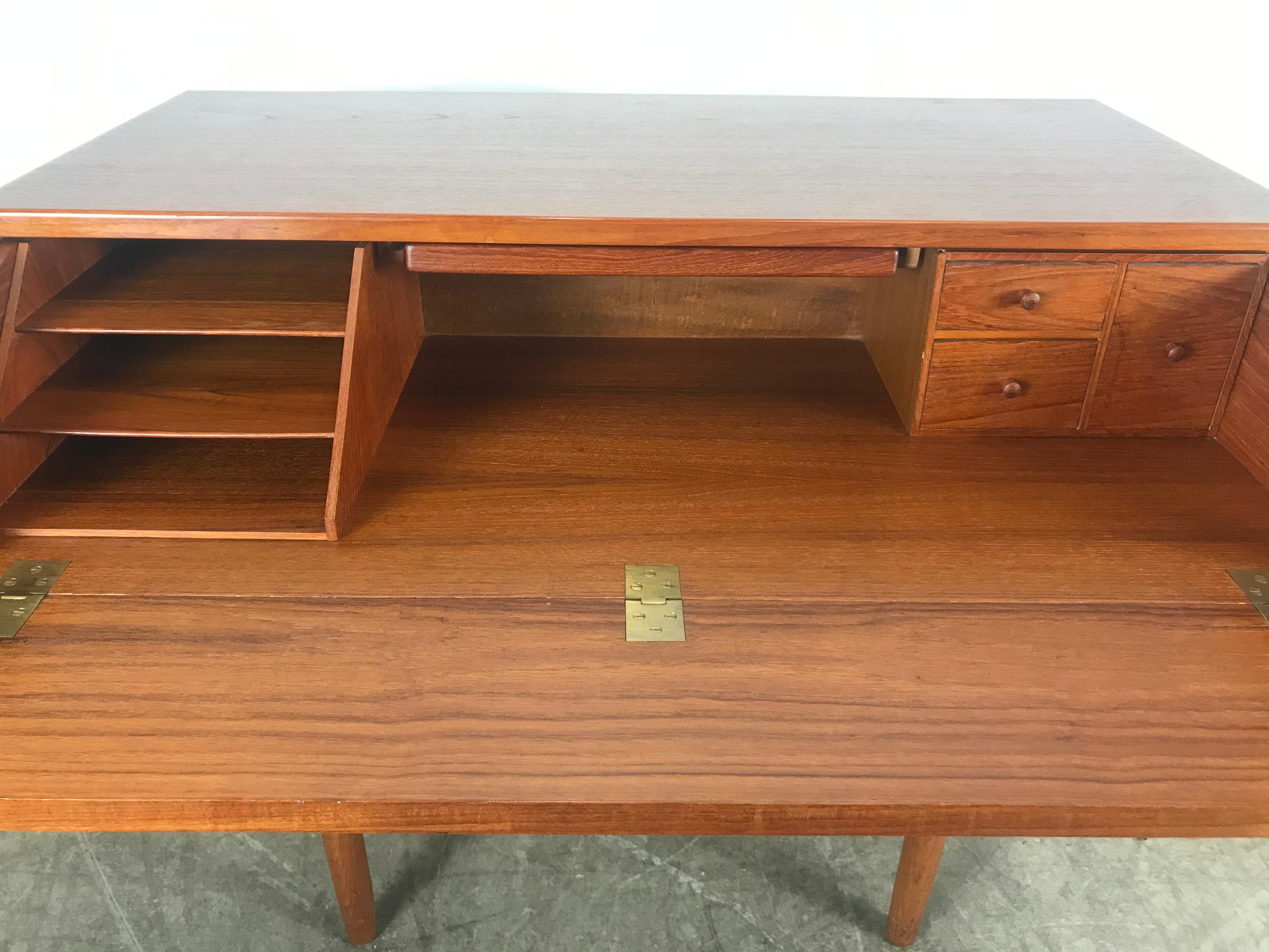 Classic Teak Dresser Desk or Vanity Designed by Børge Mogensen, Denmark In Good Condition In Buffalo, NY