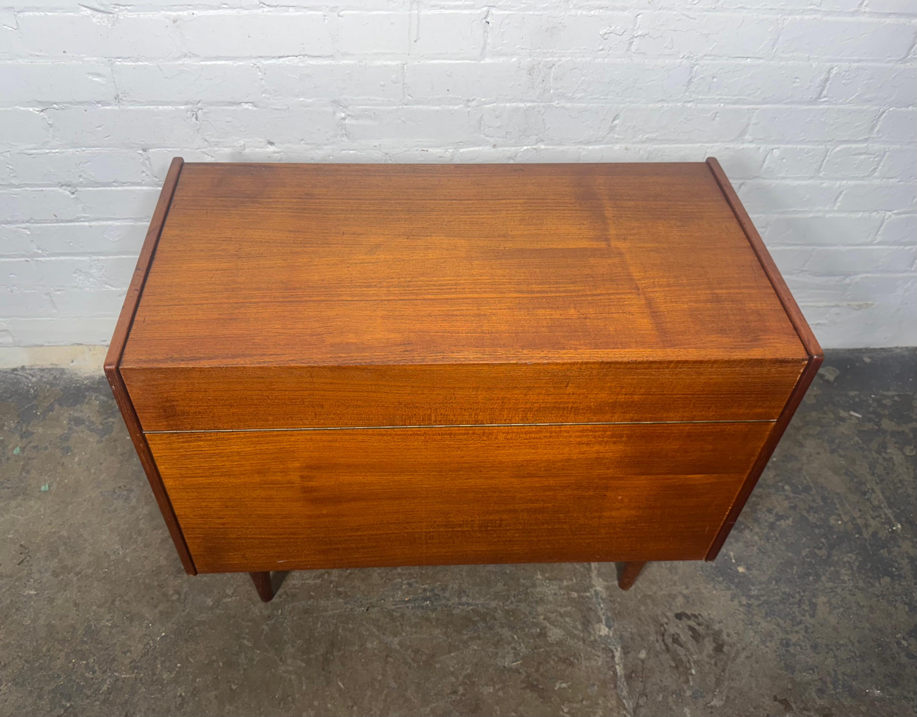 Classic Teak & Oak Kofod Larsen Danish Teak Box Bar / Denmark For Sale 2
