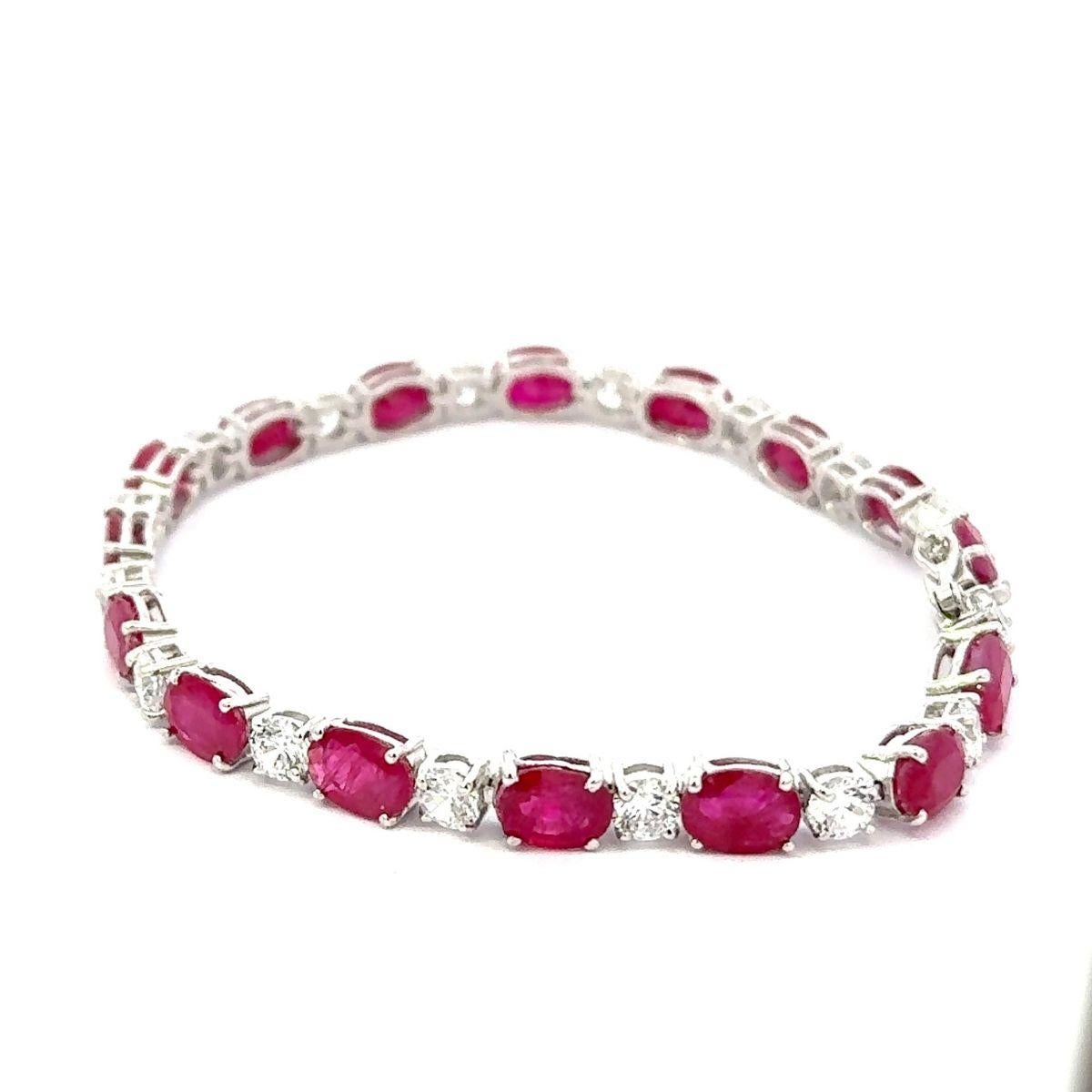 925 Silver in Modern Ruby and CZ Silver Tennis Bracelet Gift for Her Graduation In New Condition For Sale In New York, NY
