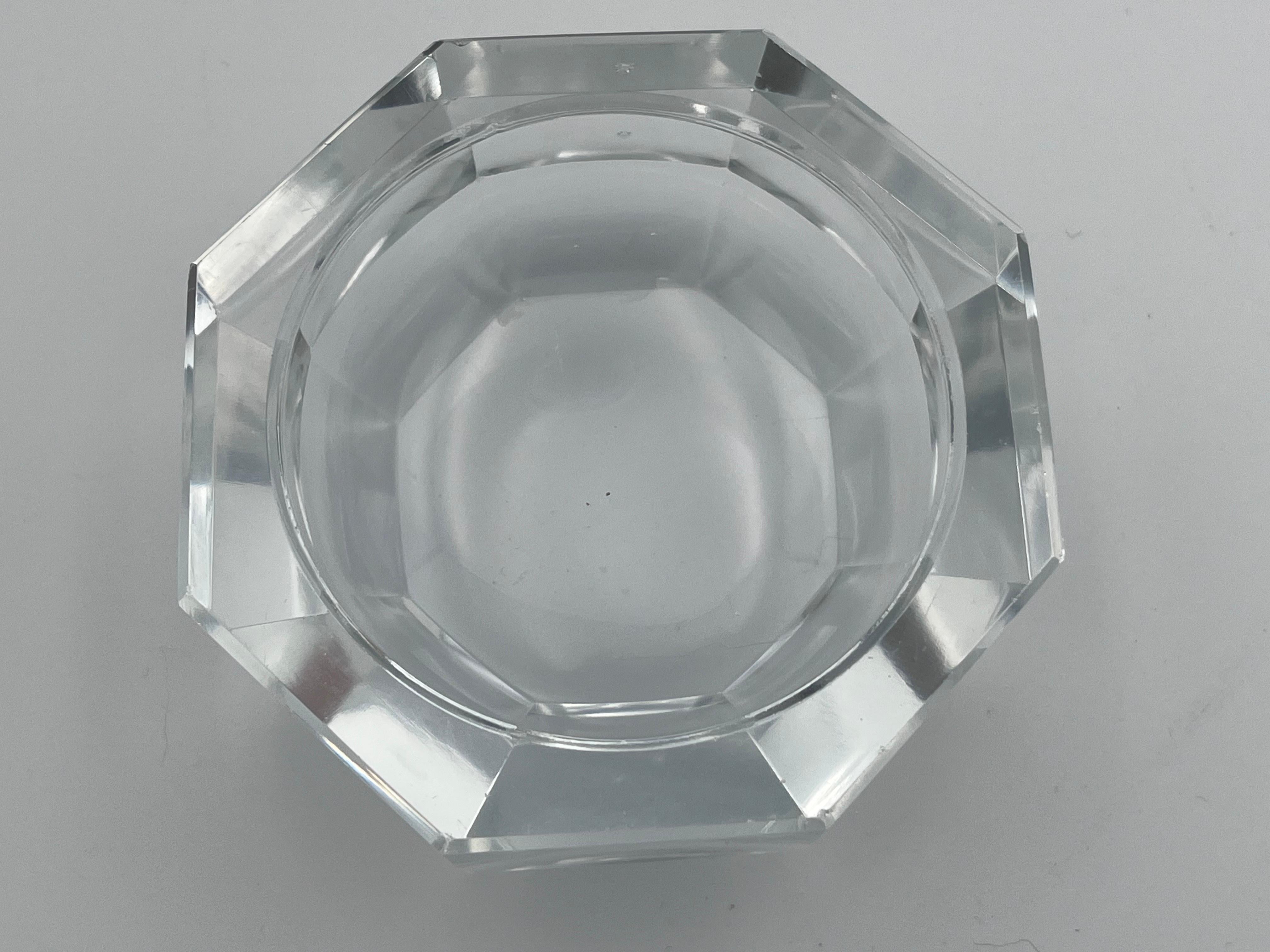 Demi Vide Poche Classique épais du 20ème siècle en verre taillé et cristal à facettes en vente 7