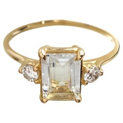 Bague de fiançailles classique à trois pierres en or 18 carats - Aigue-marine naturelle et diamant