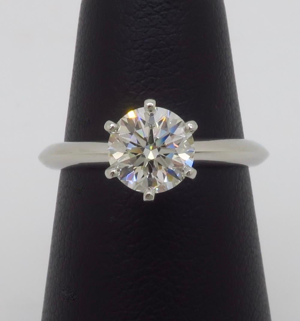 Classic Tiffany & Co. Diamond Solitaire Engagement Ring in Platinum For Sale 1