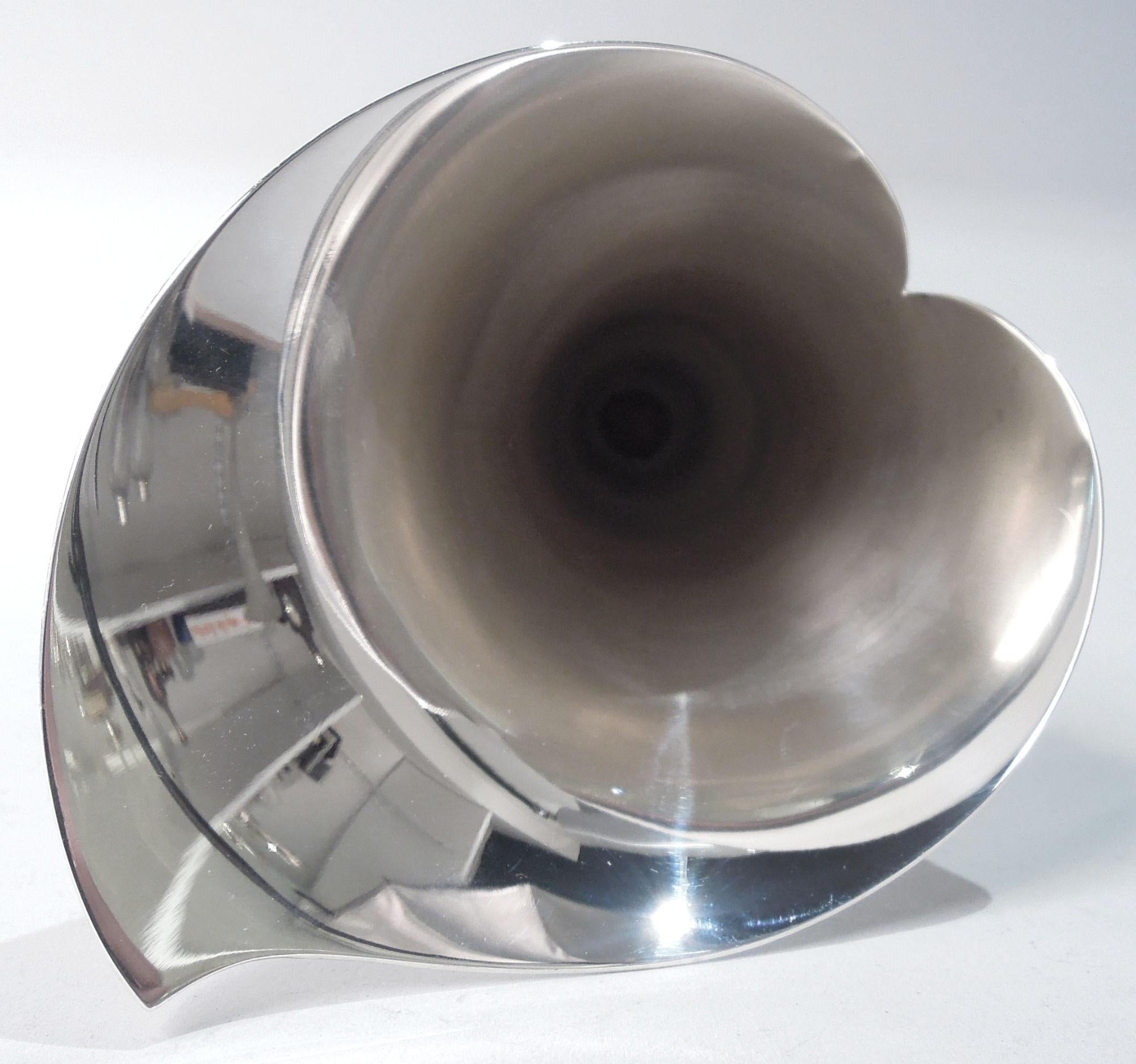 Classic Tiffany Midcentury Modern Abstract Calla Lily Vase In Good Condition For Sale In New York, NY