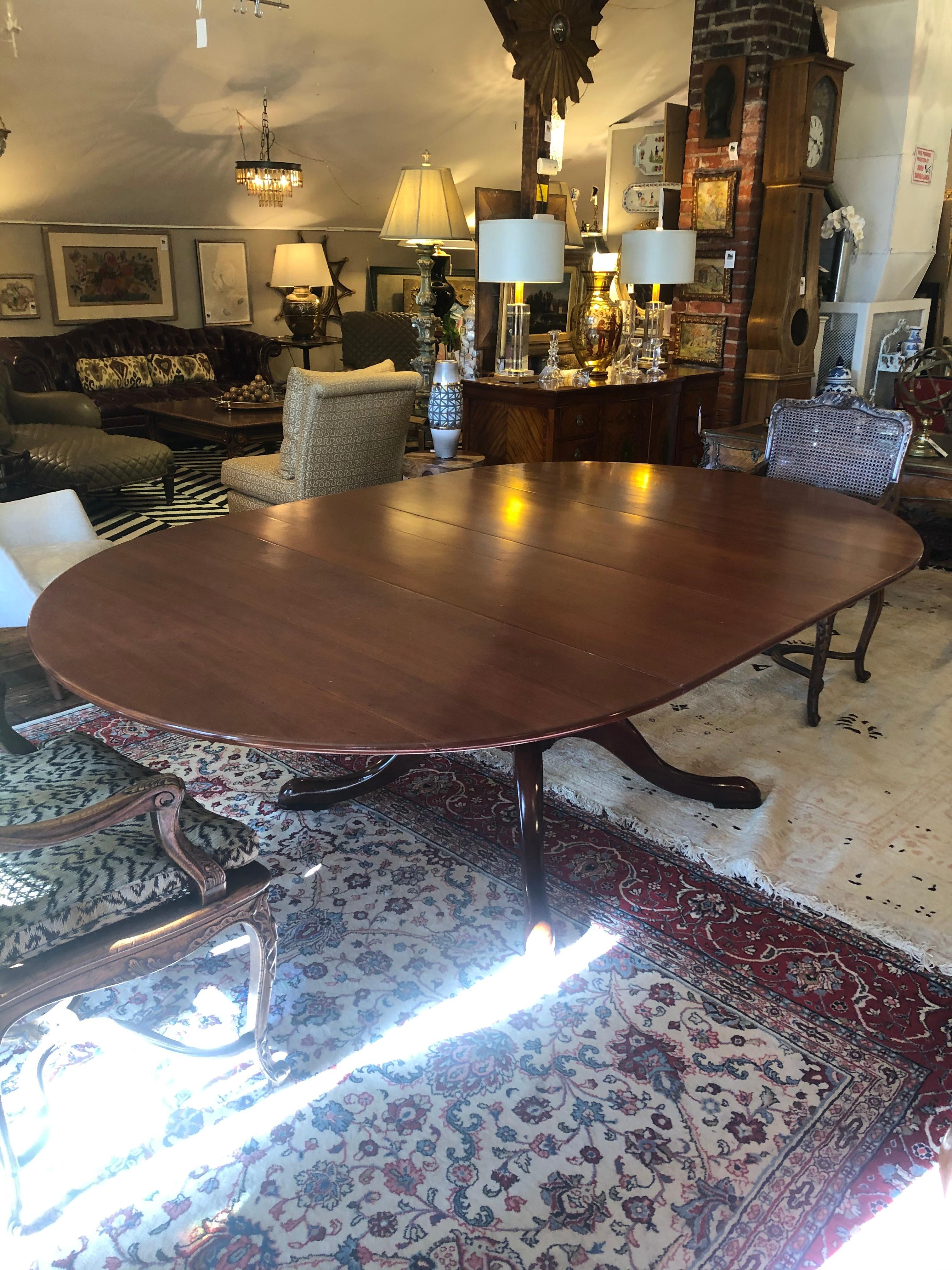 Classic Traditional Round Cherry Dining Table Extending to Large Oval 4