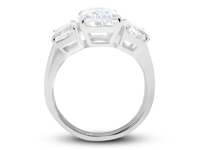 Women's Classic Trilogy Henri Daussi Engagement Ring Features 3 Cushion Cut Diamonds For Sale