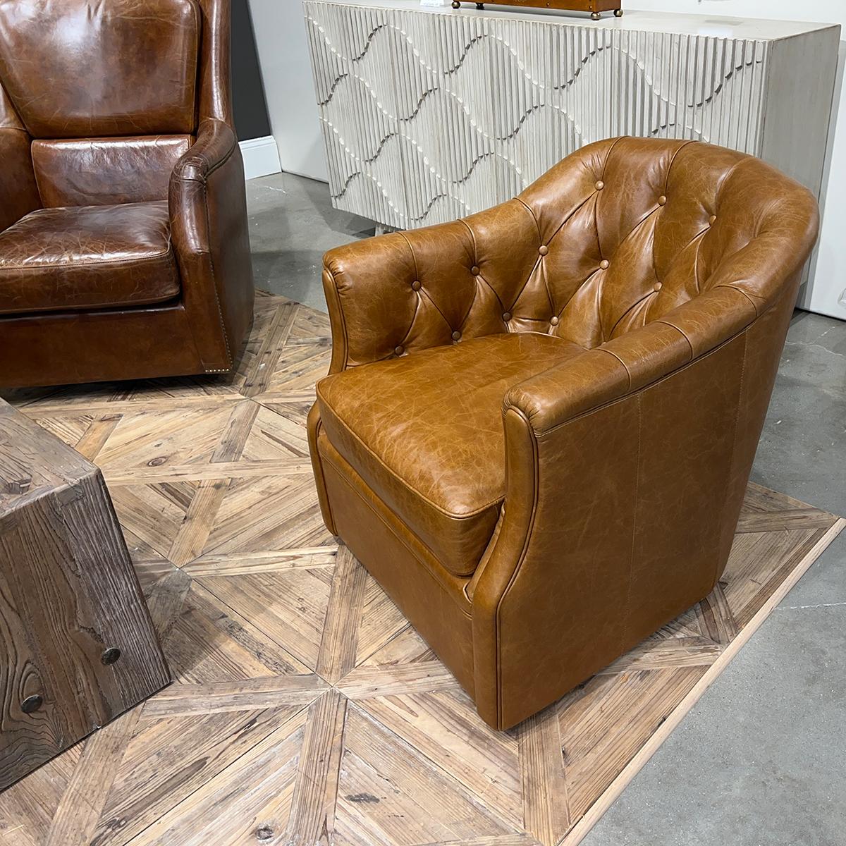 Fauteuil classique touffeté à dossier tufté en vente 2