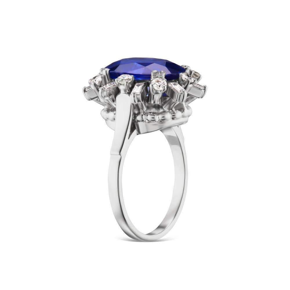 Modern Classic Unheated Sapphire and Diamond Ring For Sale