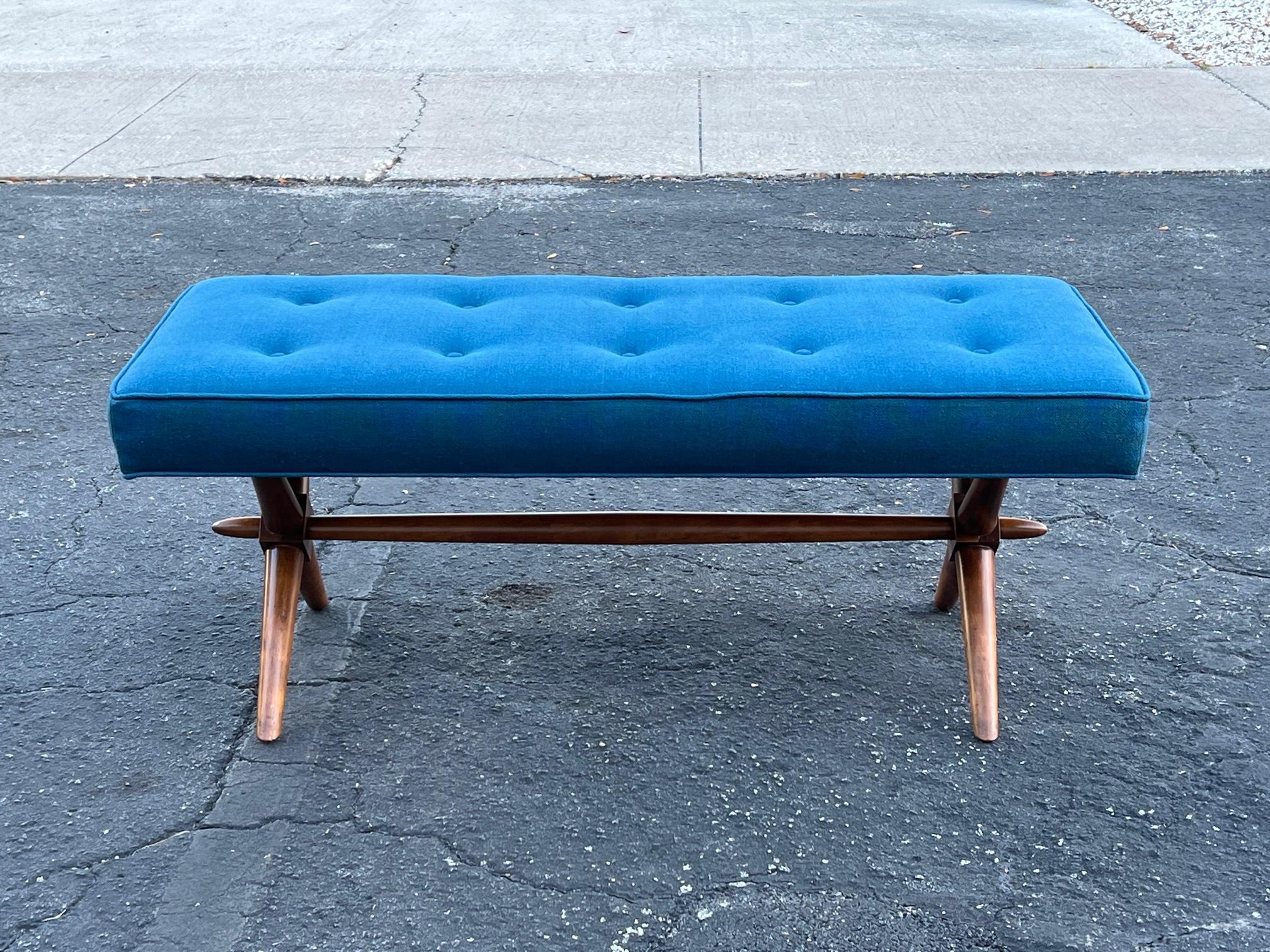 Classic Upholstered Bench by T.H. Robsjohn-Gibbings In Good Condition For Sale In St.Petersburg, FL