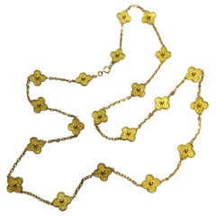 Classic Van Cleef & Arpels Vintage Alhambra 20 Motif Necklace in Original Pouch