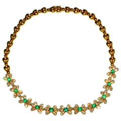 Classic VCA 18 Karat, Emerald and Diamond Necklace