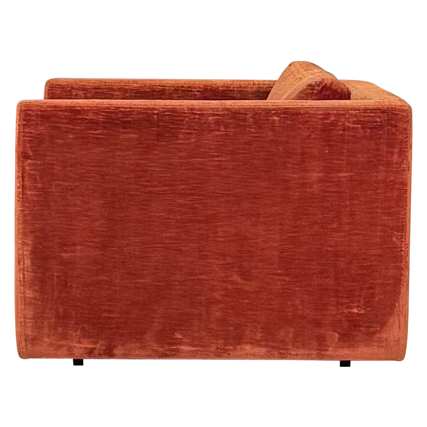 Classic Velvet Upholstered Club Chair par Charles Pfister pour Knoll en vente
