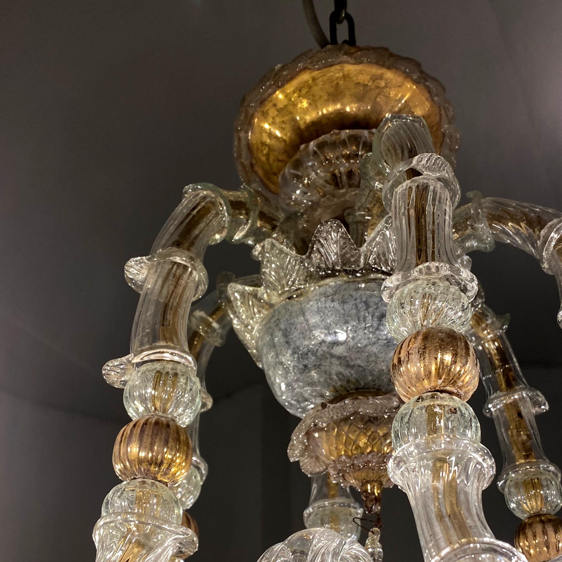 Classic Venetian Baroque Style Custom Made 24-K Gold and Murano Glass Chandelier In Good Condition For Sale In BUDAPEST, HU