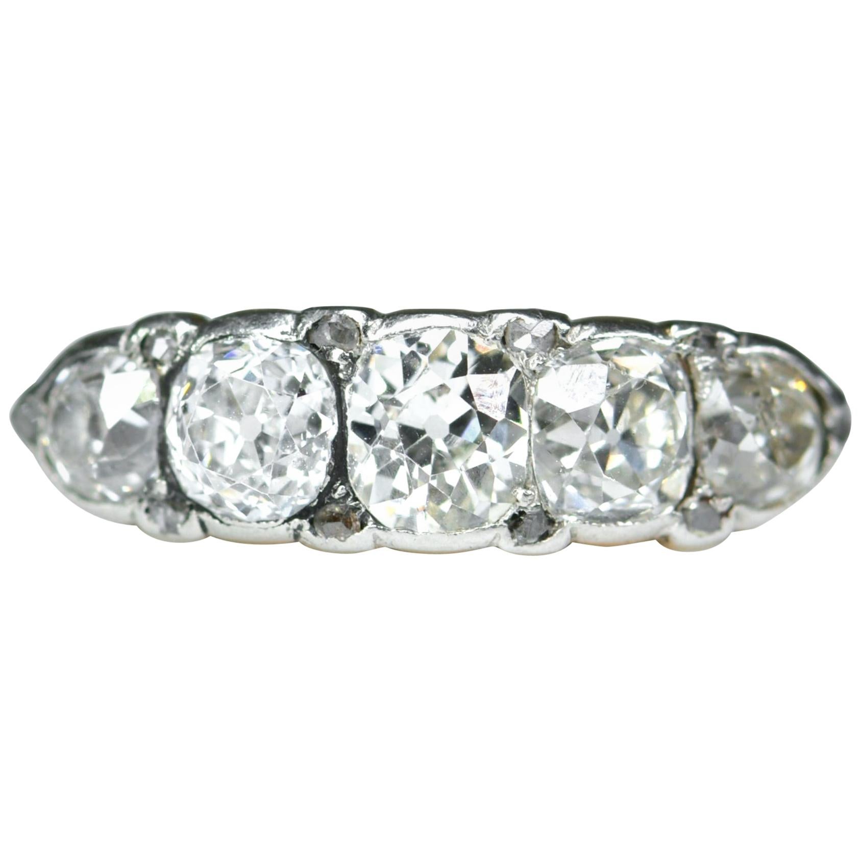 Classic Victorian Five-Stone Antique Diamond Ring For Sale at 1stDibs