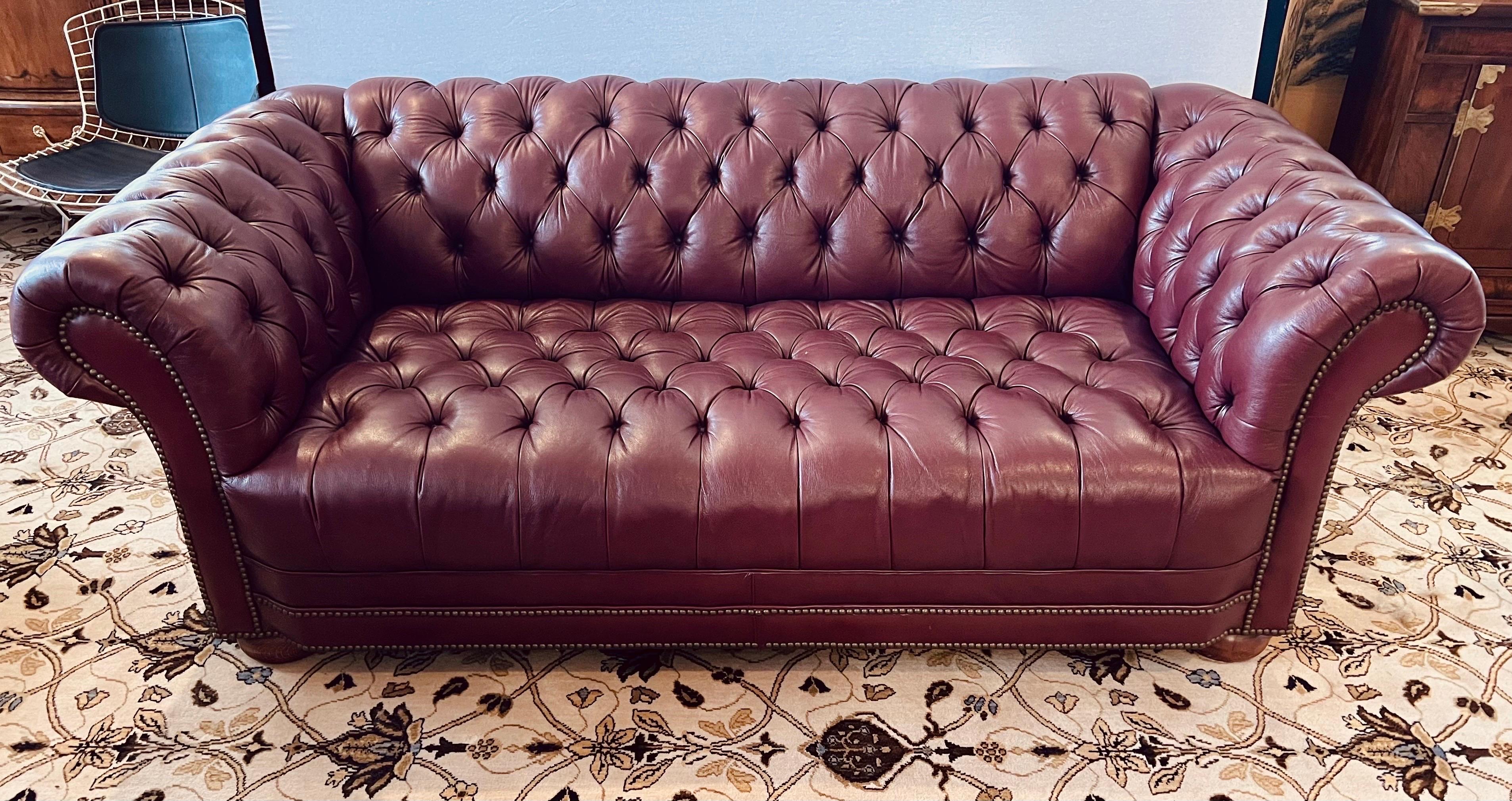 Classic Vintage Burgundy Leather Chesterfield Button Tufted Sofa In Good Condition In West Hartford, CT