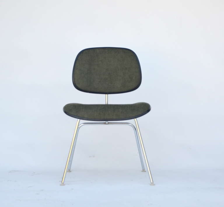 Classic vintage Charles and Ray Eames for Herman Miller DCM chair.