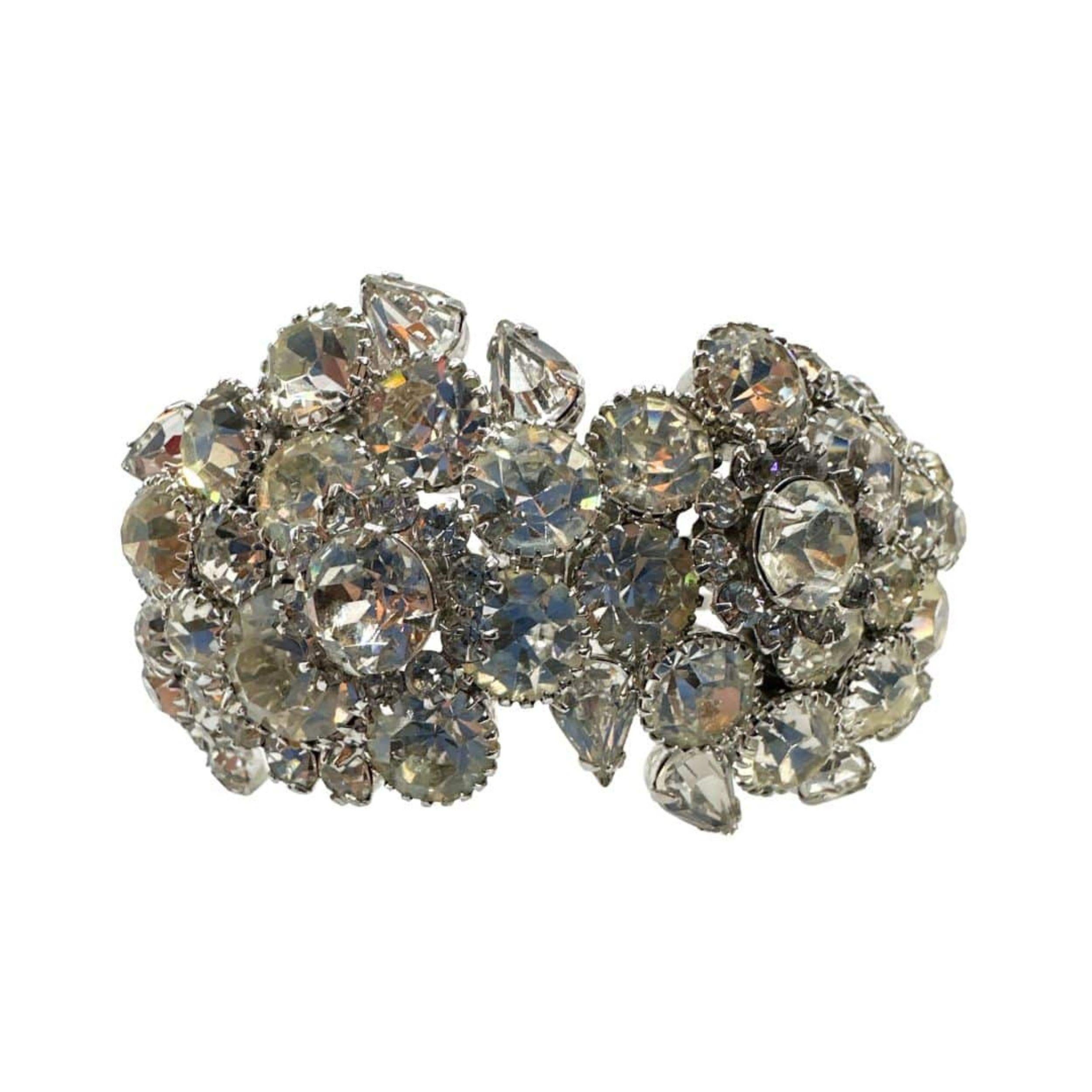 Bracelet classique vintage en strass clair avec design multiformes en vente 1